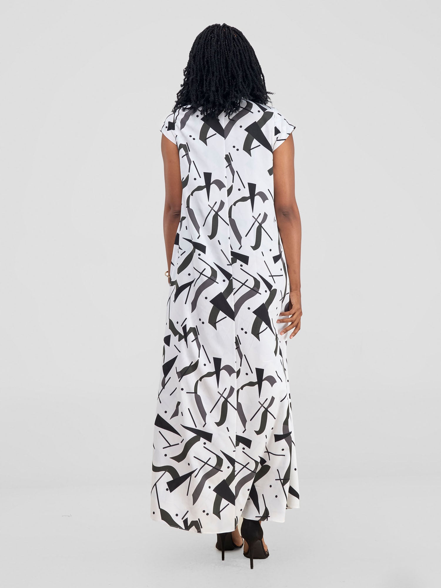 Vivo Zola V Neck Cap Sleeve Maxi Dress -White / Grey Print