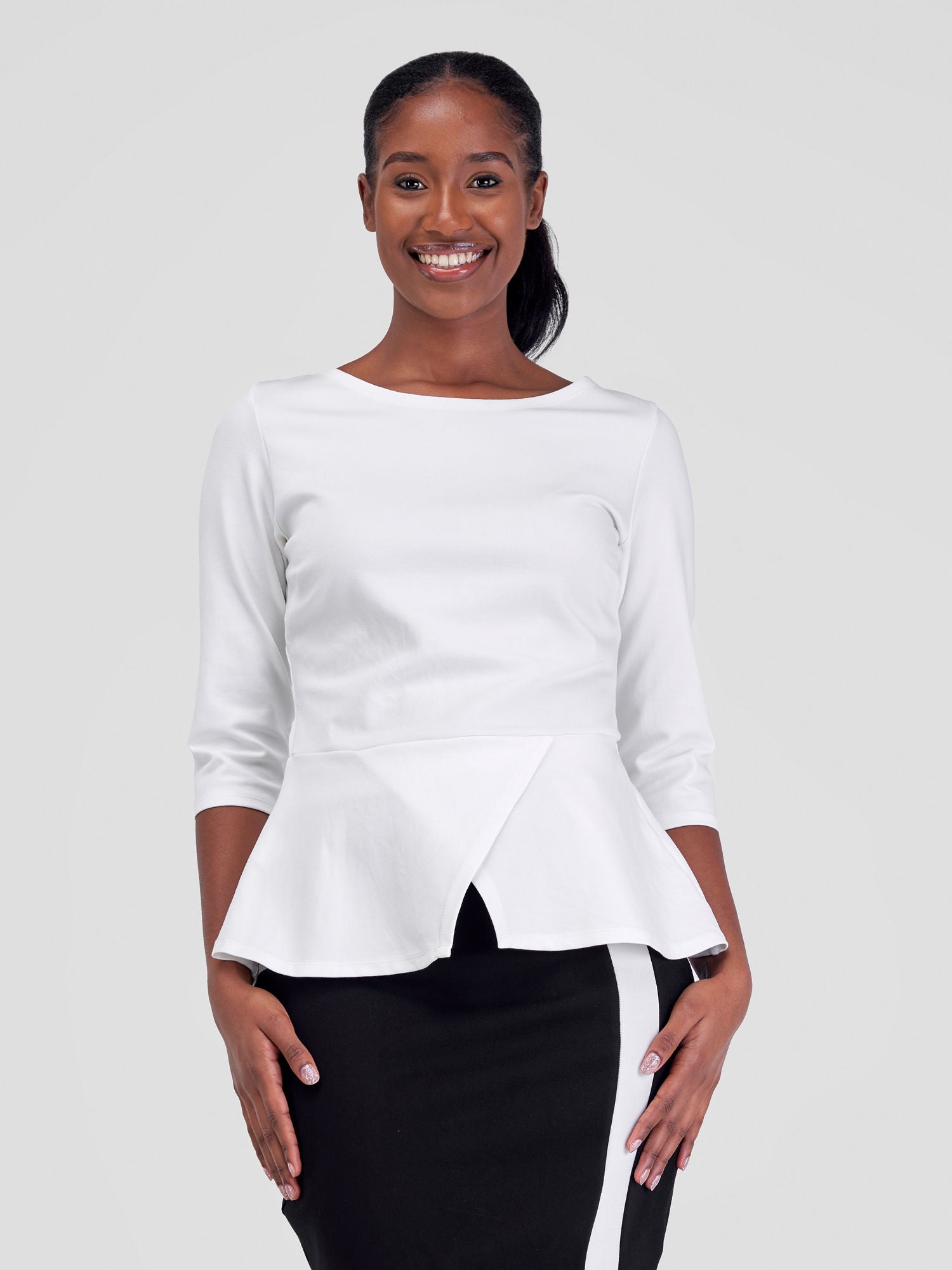 Vivo Azawi 3/4 Sleeve Top - White