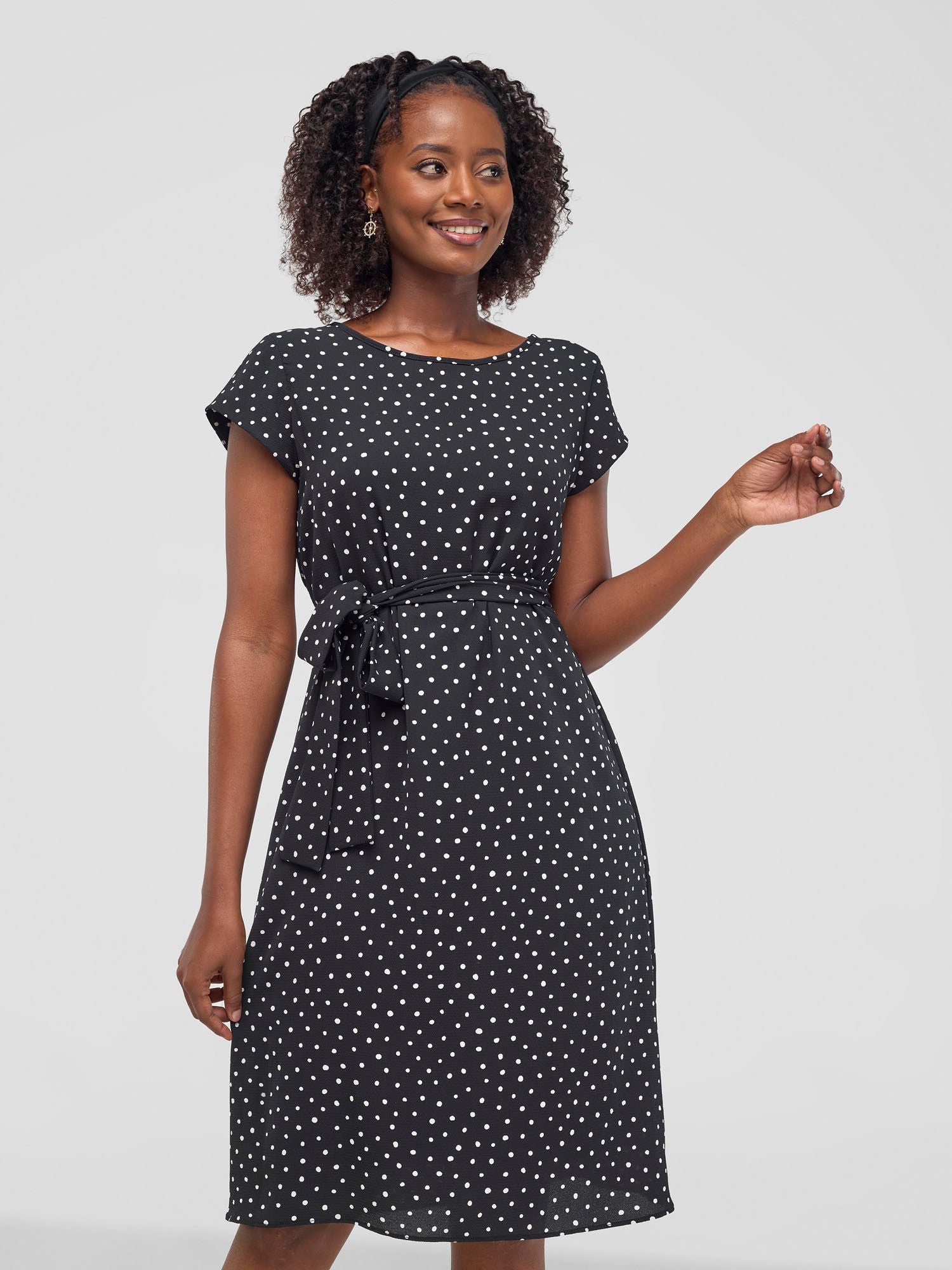 Vivo Muna Cap Sleeve Knee Length Dress - Black Polka Dot Medium Print