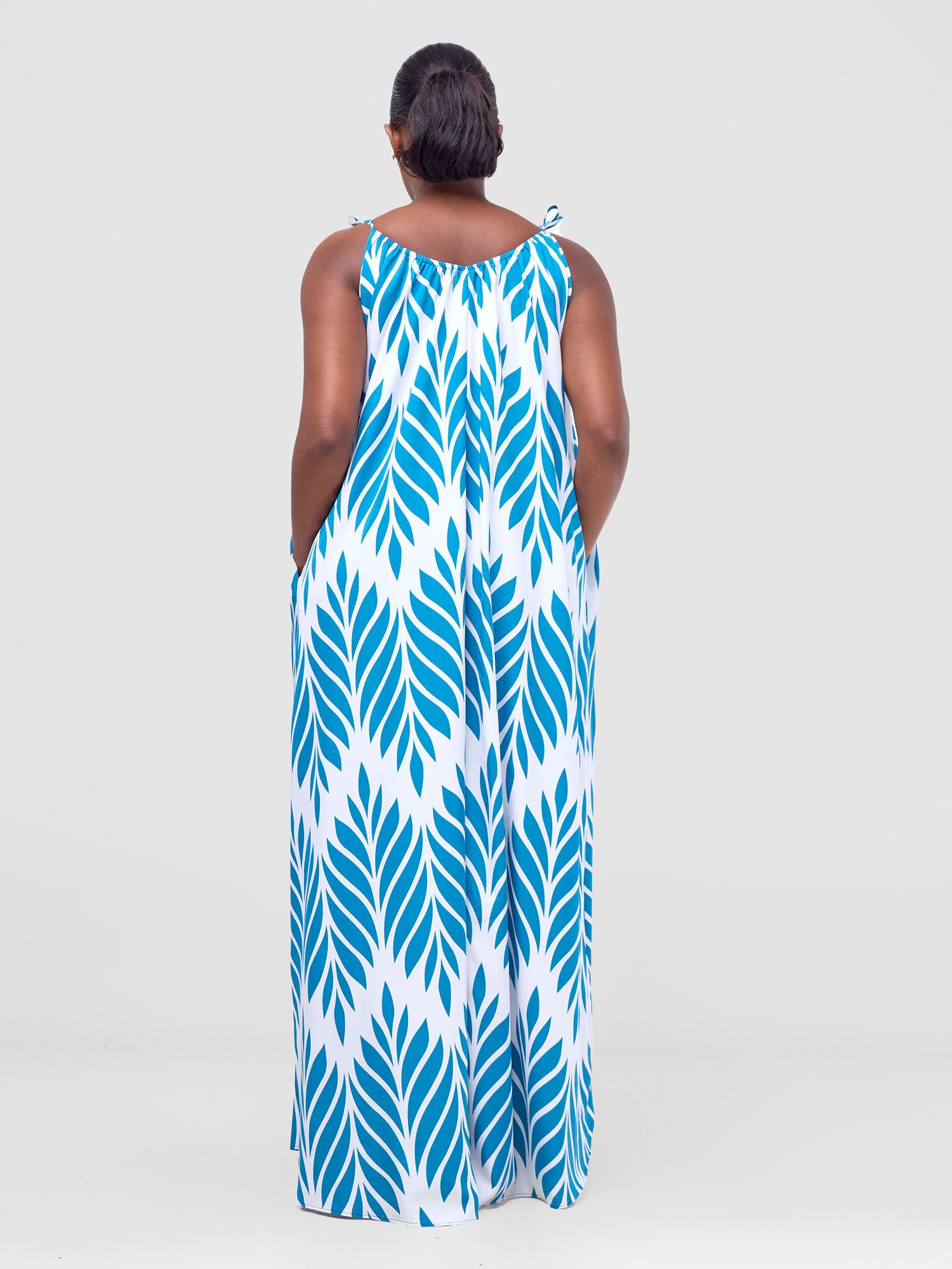Vivo Maisha Strappy Maxi Dress - White / Teal Print