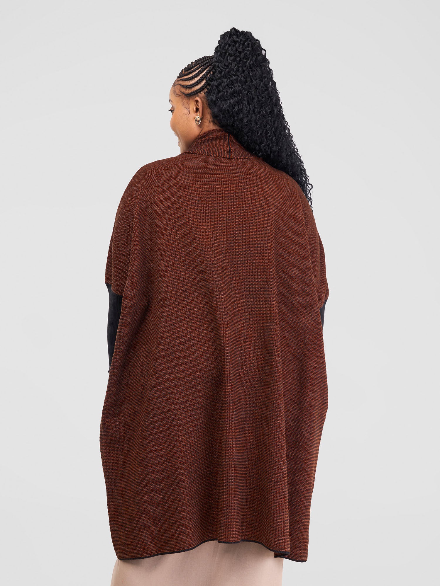 Vivo Cuffed Wide Sweater - Black / Rust