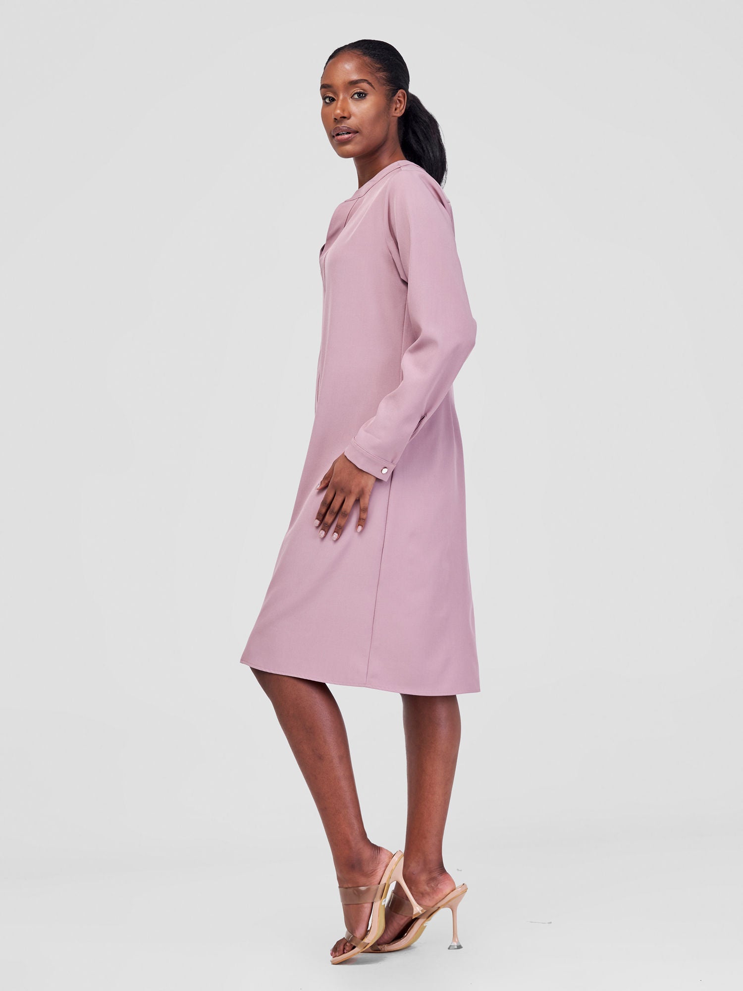 Vivo Ajani V-Neck Shift Dress - Peach