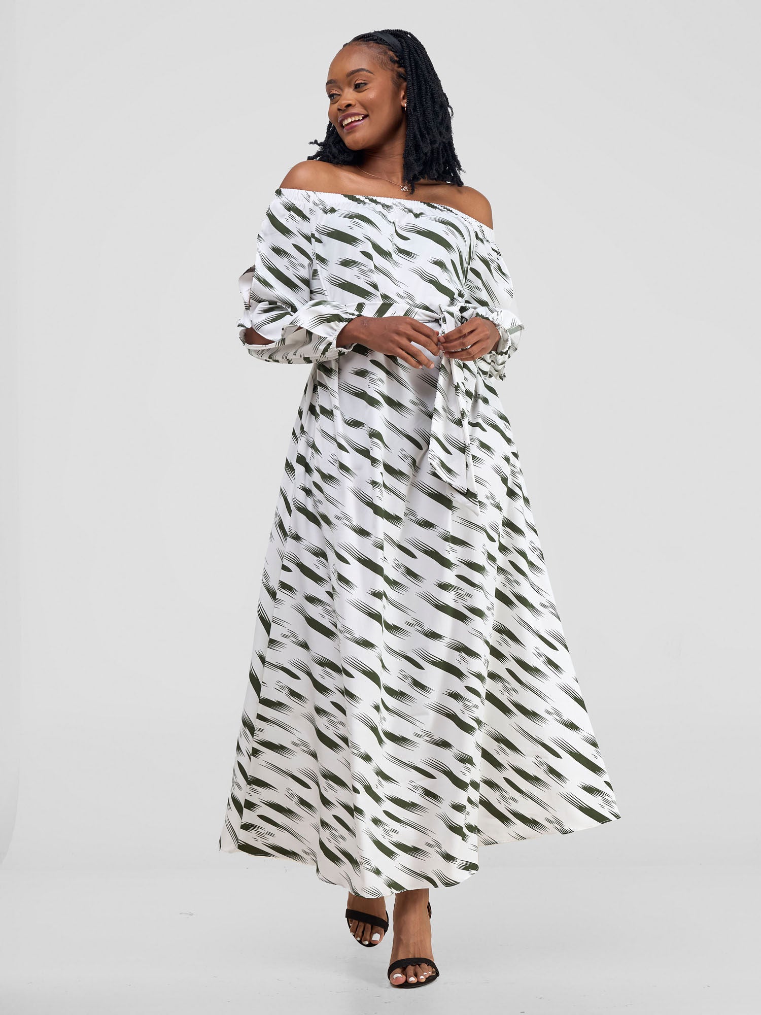 Vivo Yumi Off Shoulder Maxi Dress - Hunters / White Print