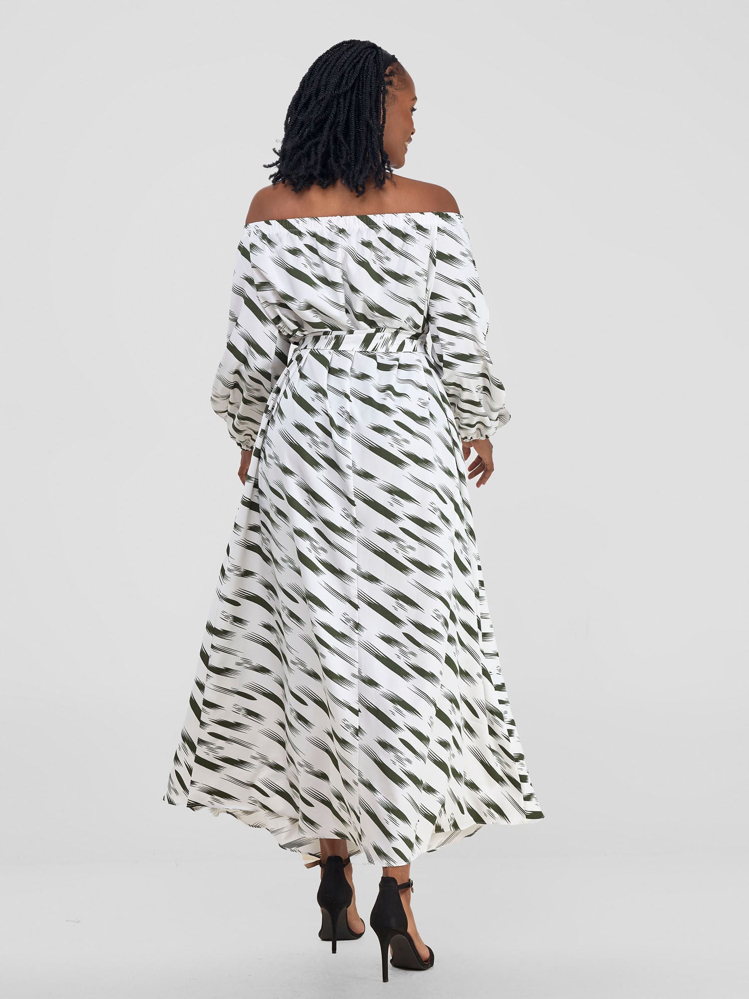 Vivo Yumi Off Shoulder Maxi Dress - Hunters / White Print