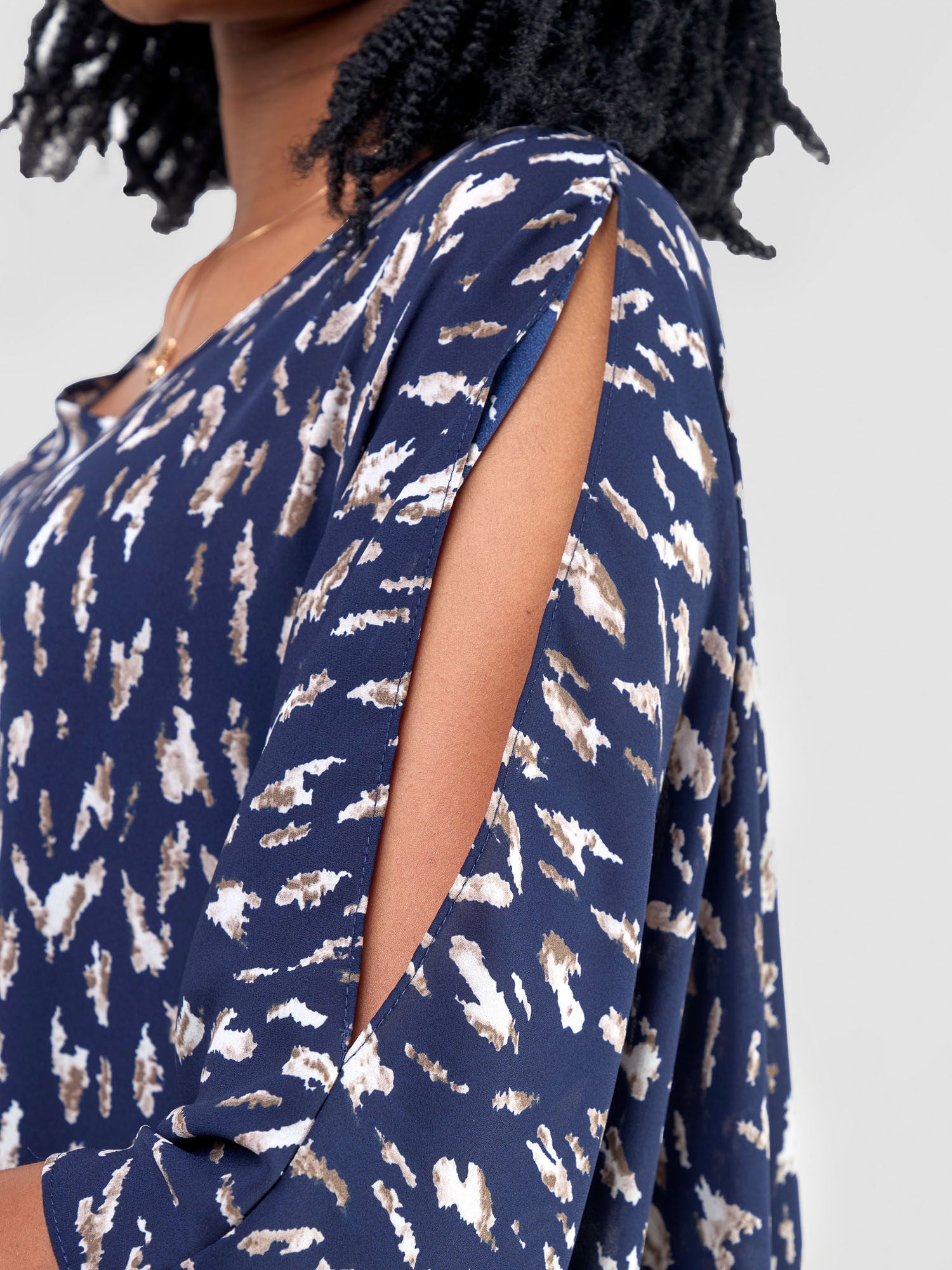 Vivo X Essence High Low Top - Navy / Grey Print