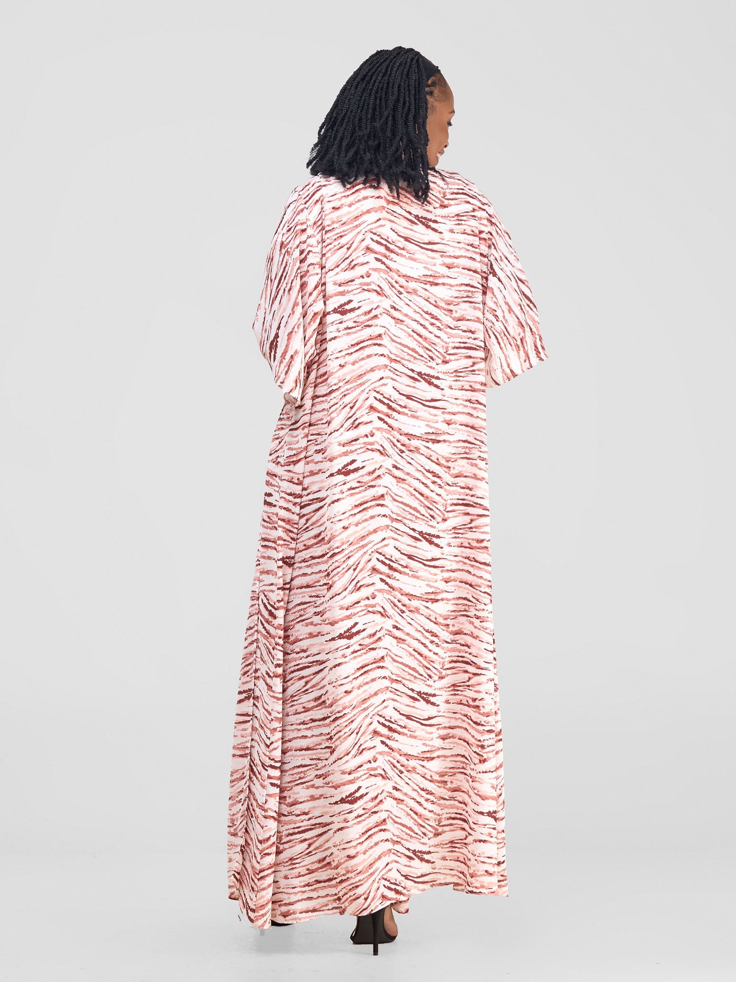 Vivo Alek 3/4 Sleeve A-Line Maxi Kimono - Peach / White print