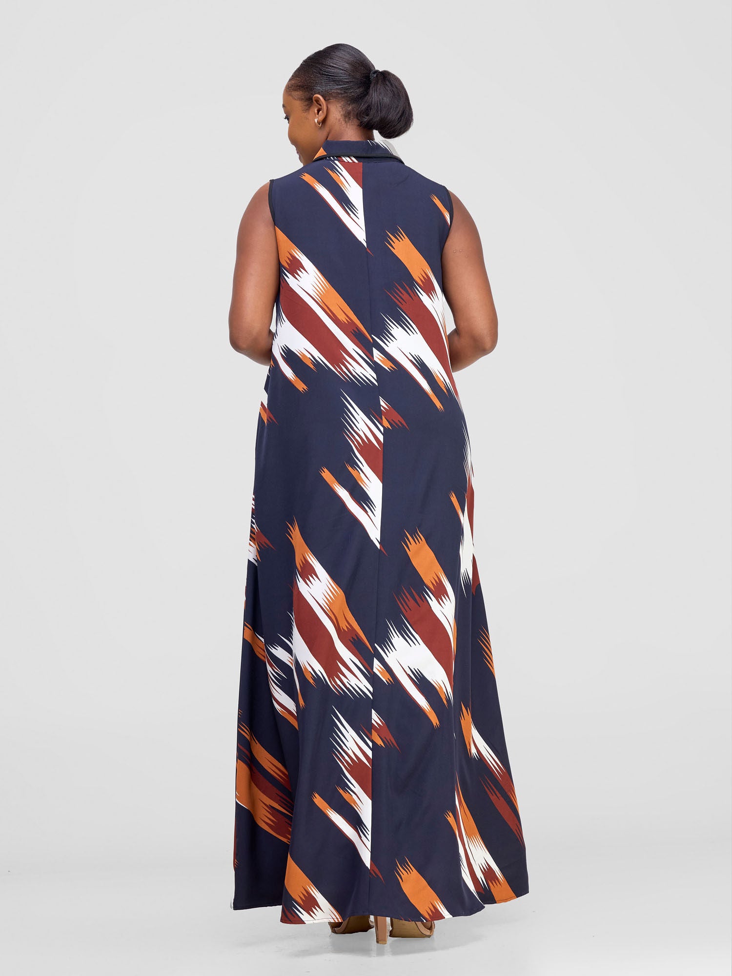 Vivo Shaa Sleeveless Maxi Dress - Navy / Rust Print
