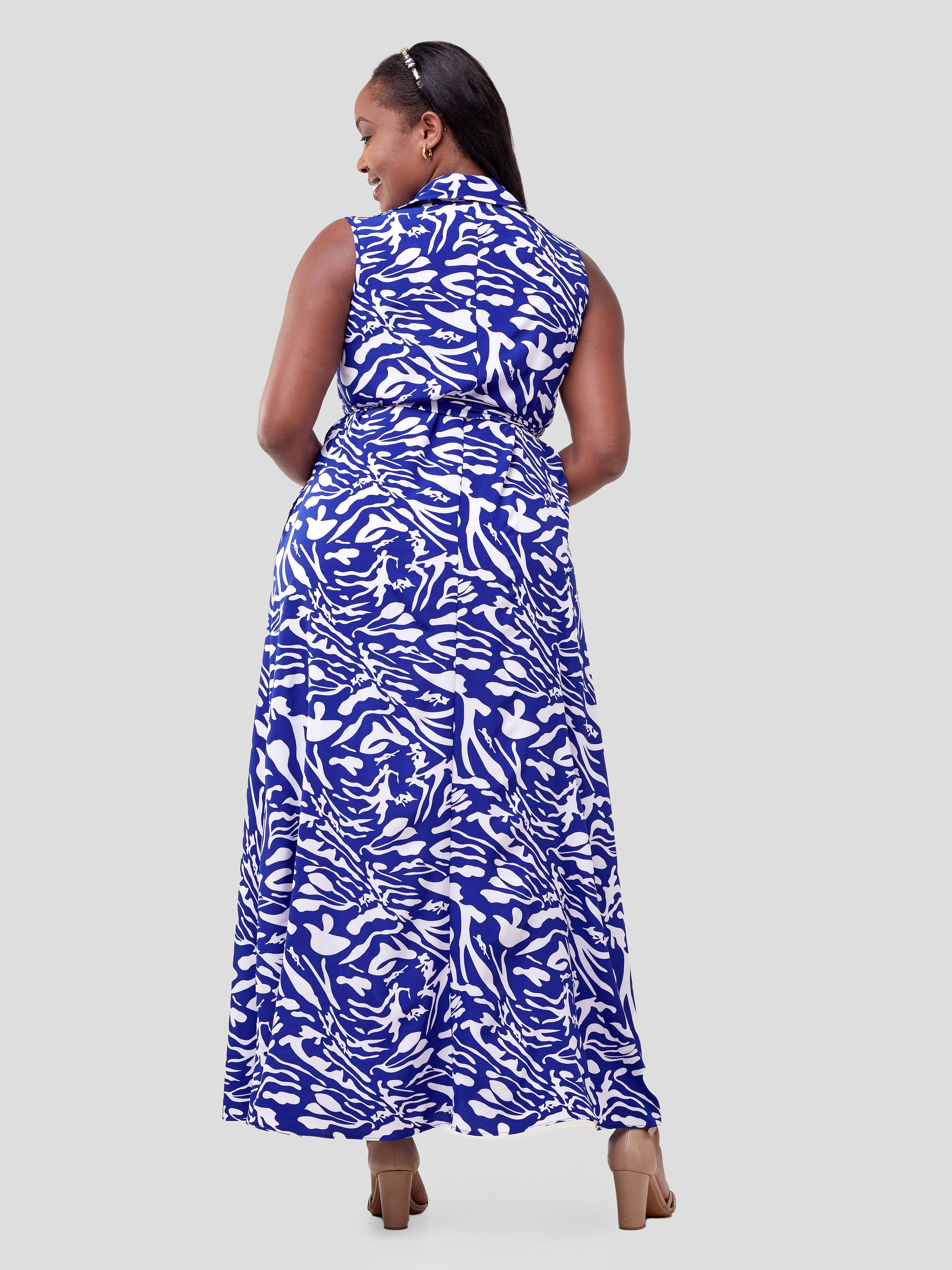 Vivo Zuri Sleeveless Tent Maxi Dress - Blue / White Abstract Print