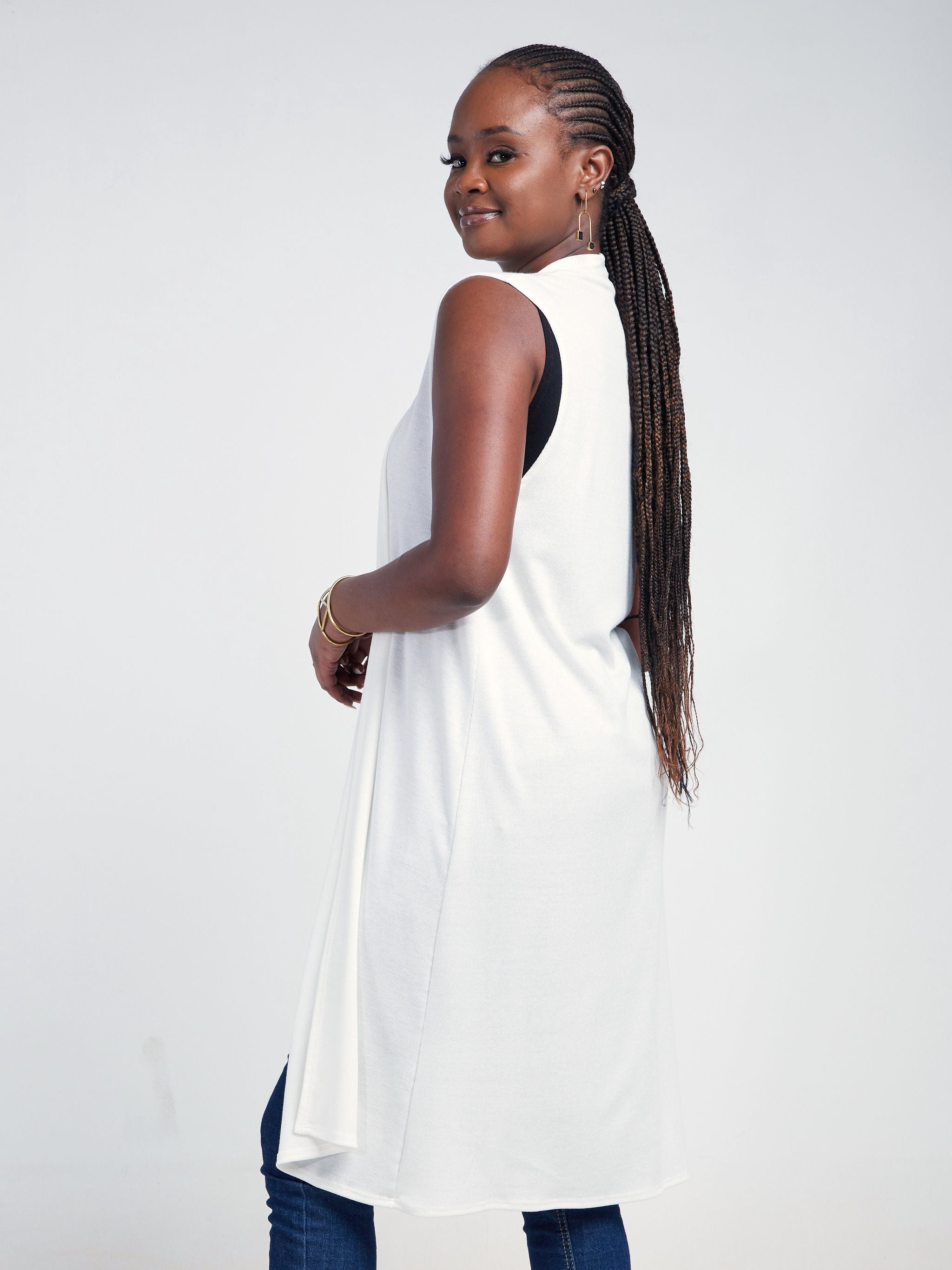 Vivo Basic Sleeveless Sweater Waterfall - White