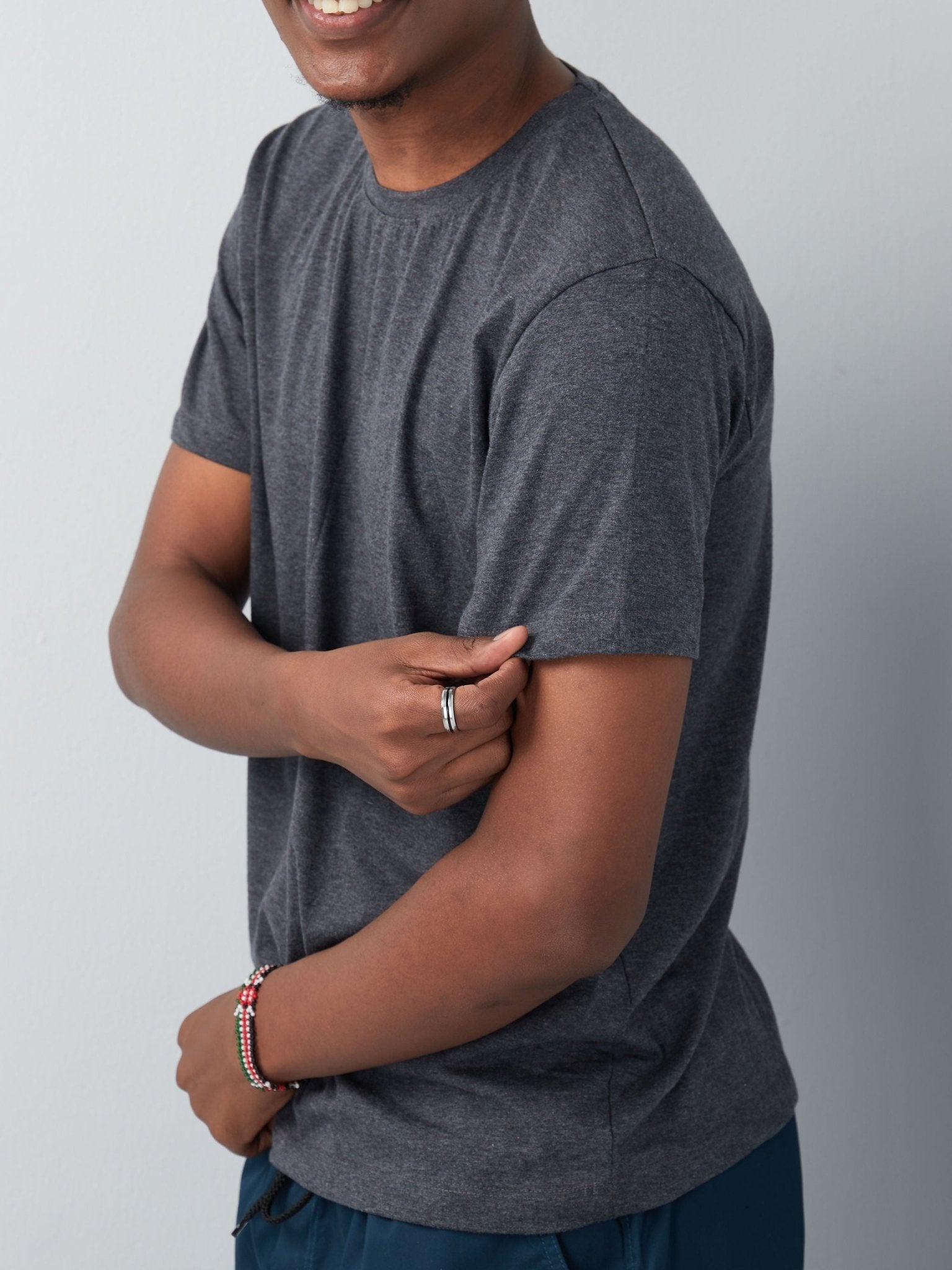 King's Collection Unisex Round Neck T-shirt - Dark Grey - Shopzetu