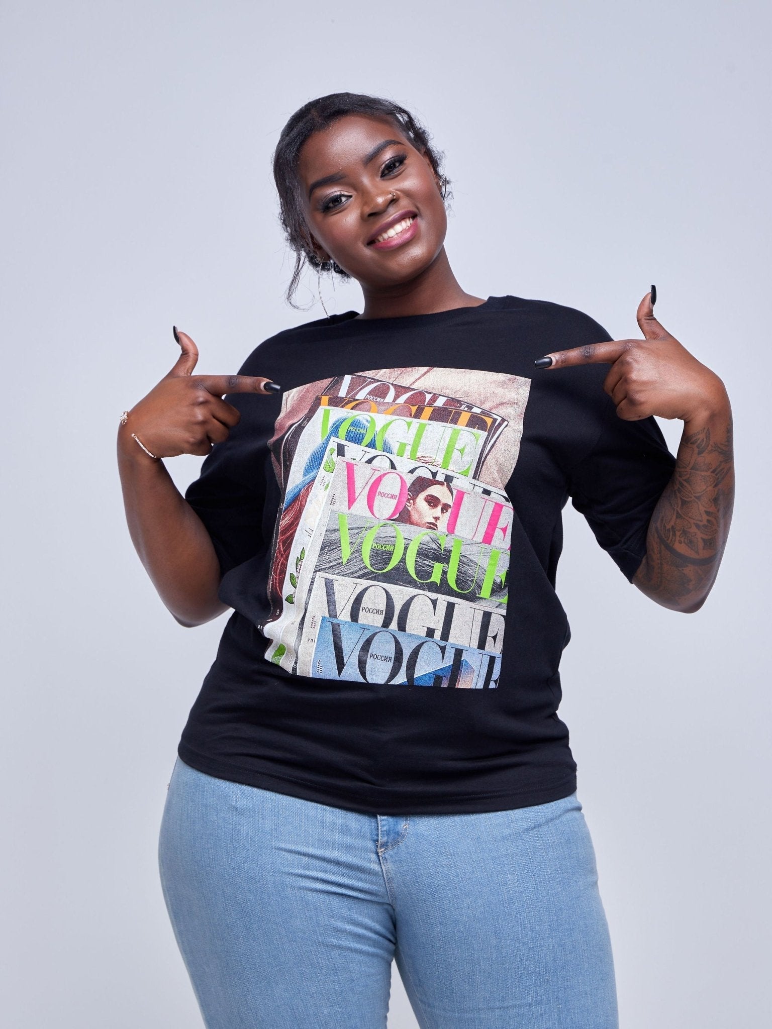 Lola Vogue Graphic Drop Shoulder T-shirt - Black - Shopzetu