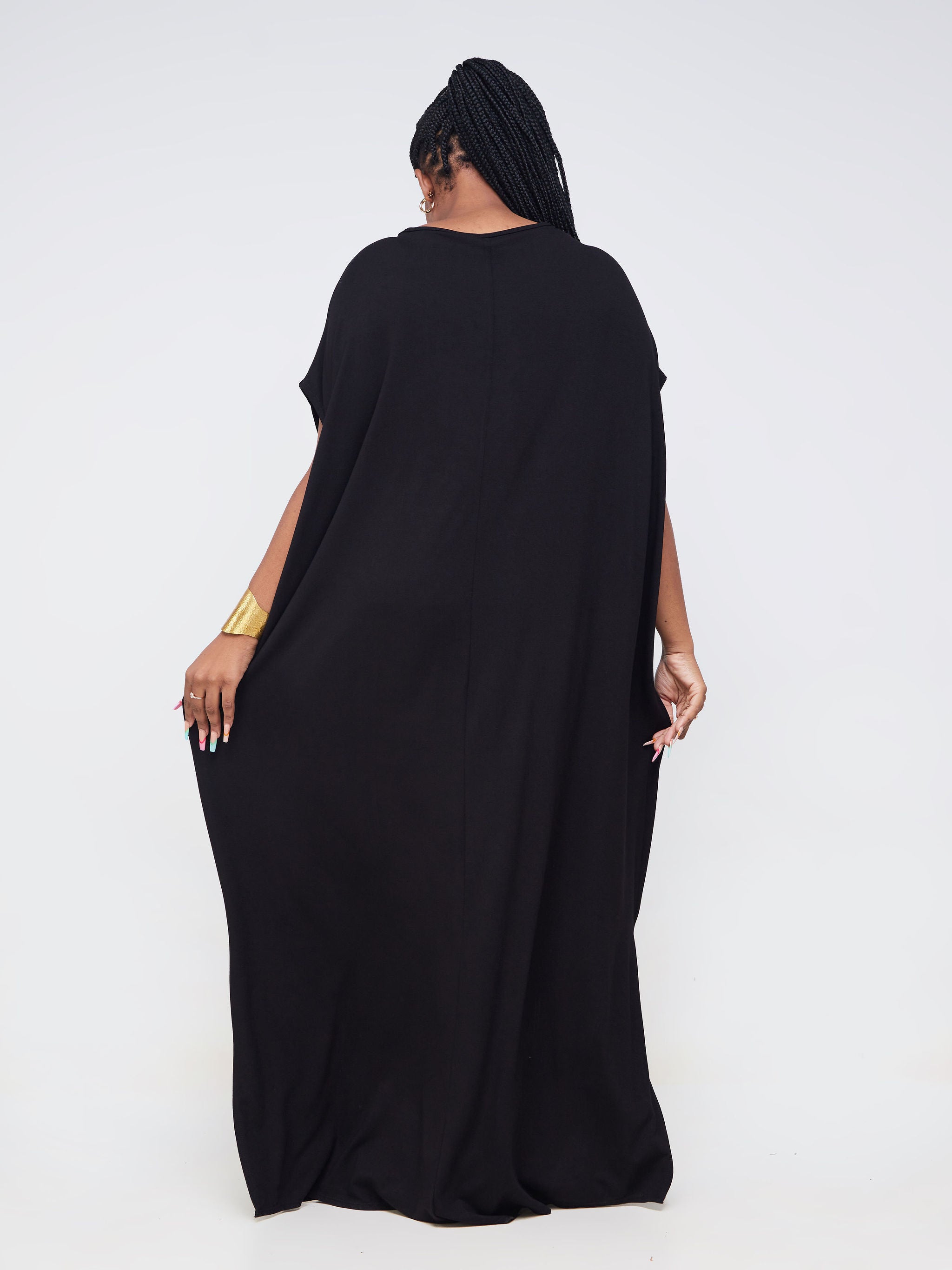 Vivo  Arusha Wide Drop Shoulder Maxi Dress - Black