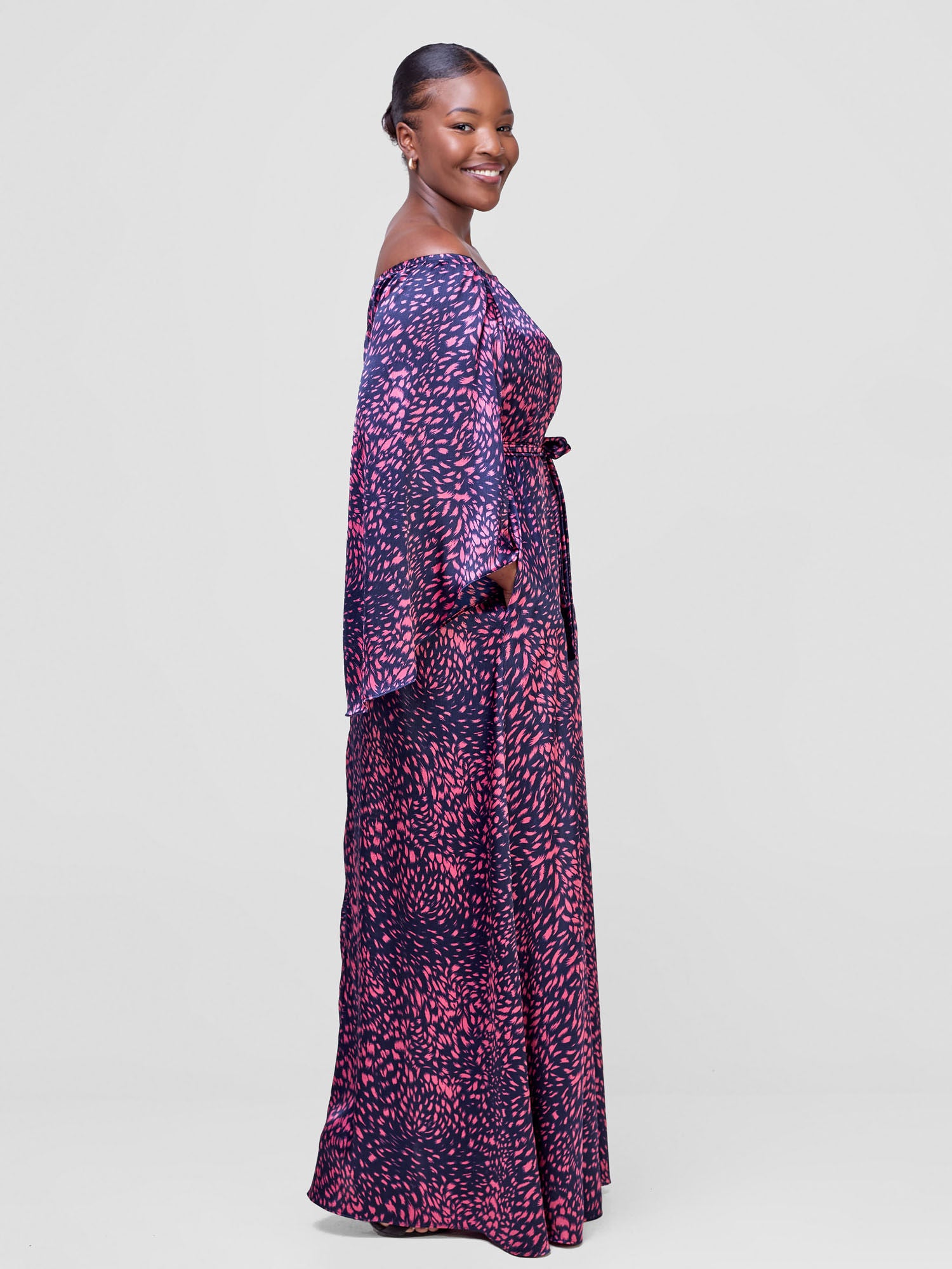 Vivo Sanali Off - Shoulder Maxi Dress - Navy / Pink Print