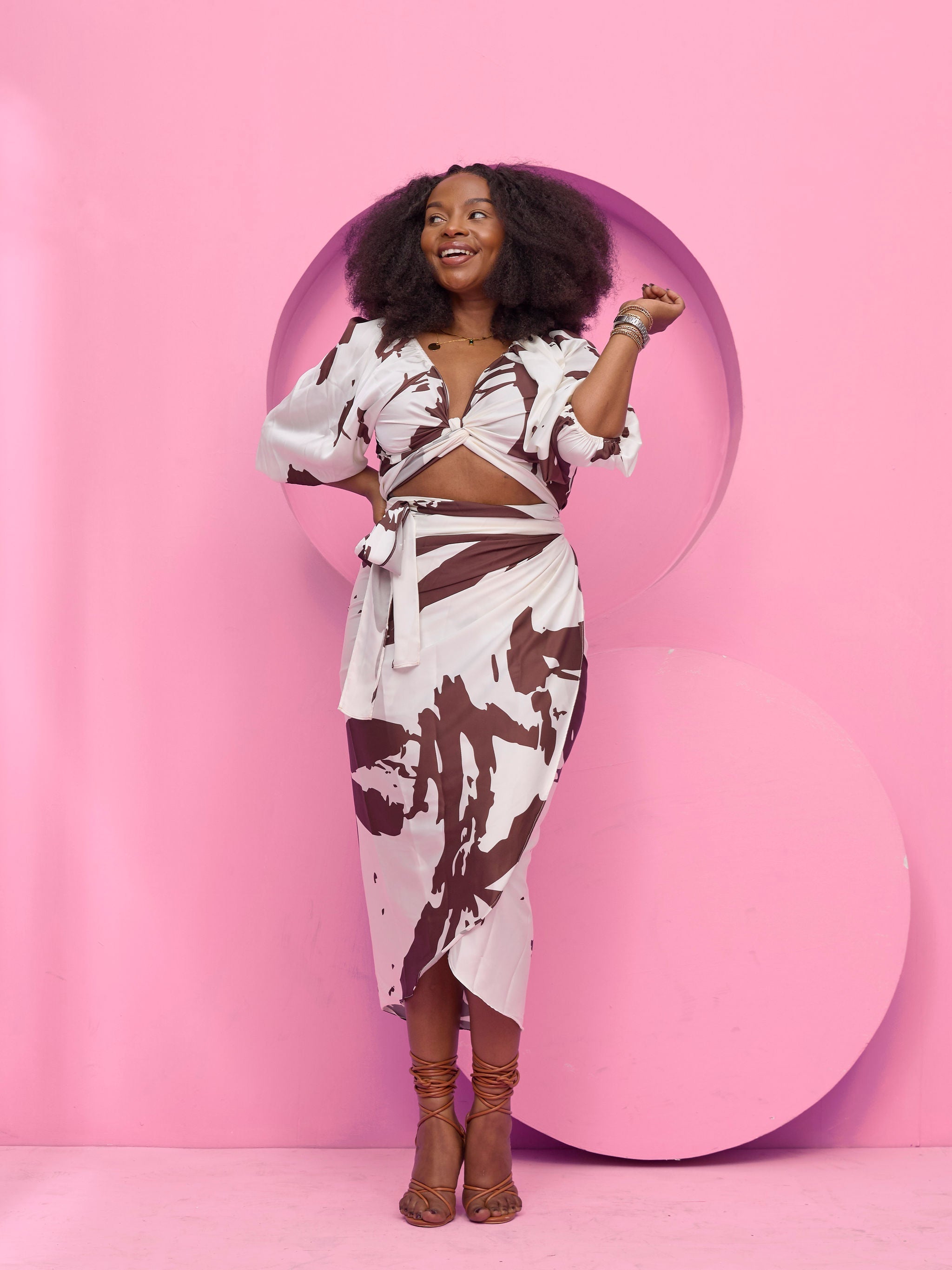 Vivo Beali Two Way Wrap Top MG - Cream / Chocolate Lea Print