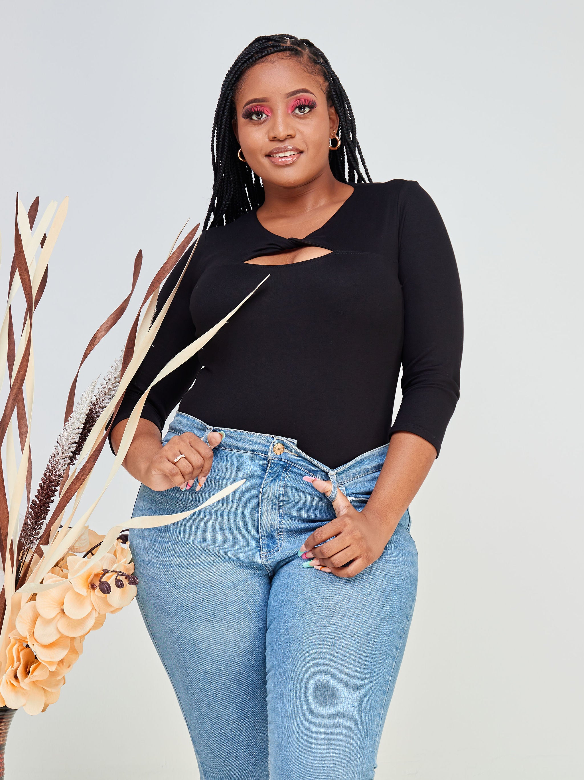 Vivo Bana Twist 3/4 Sleeve Bodysuit - Black