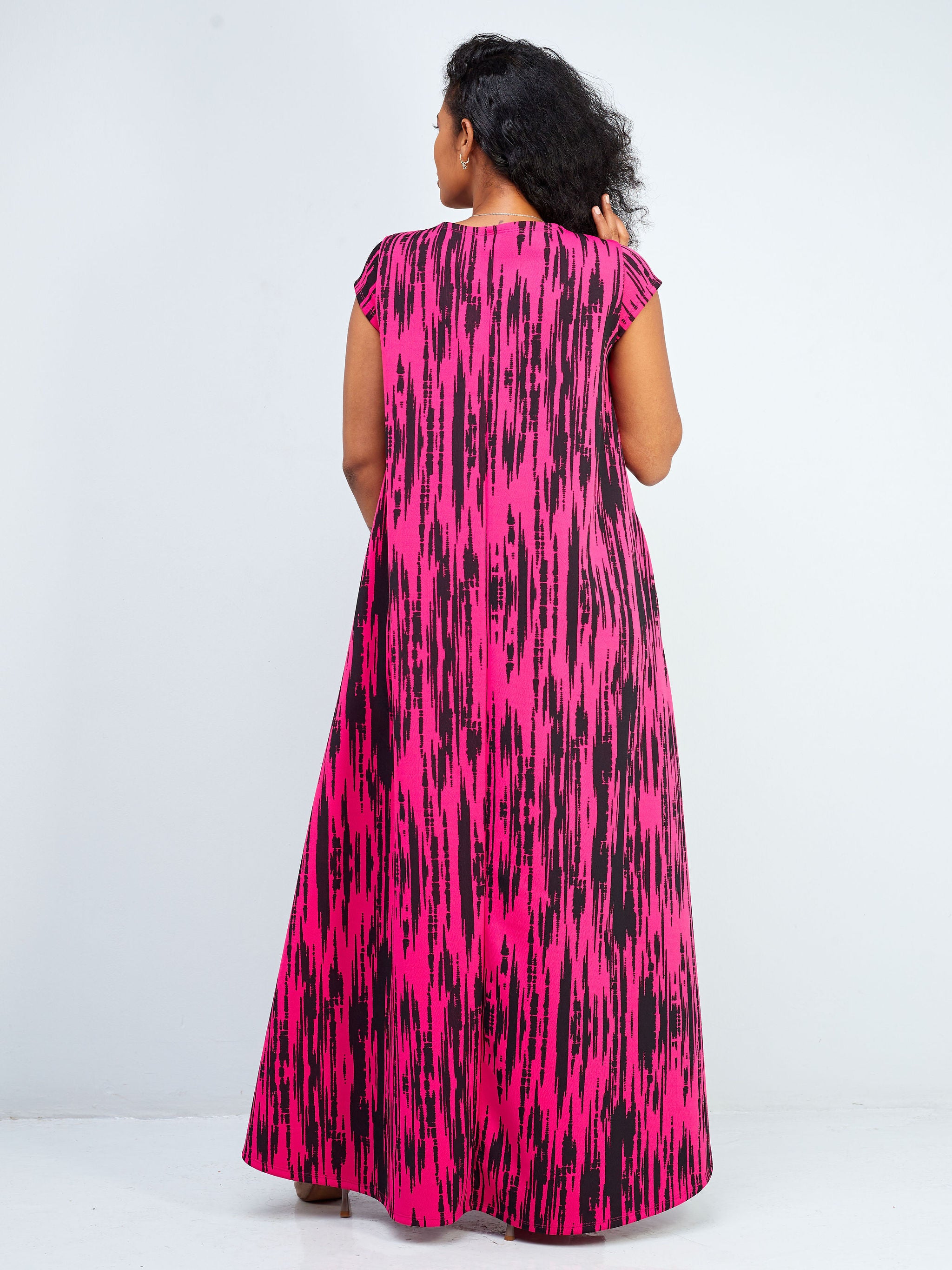 Vivo Hema Cap Sleeve Maxi Dress - Pink / Black Abstract Print