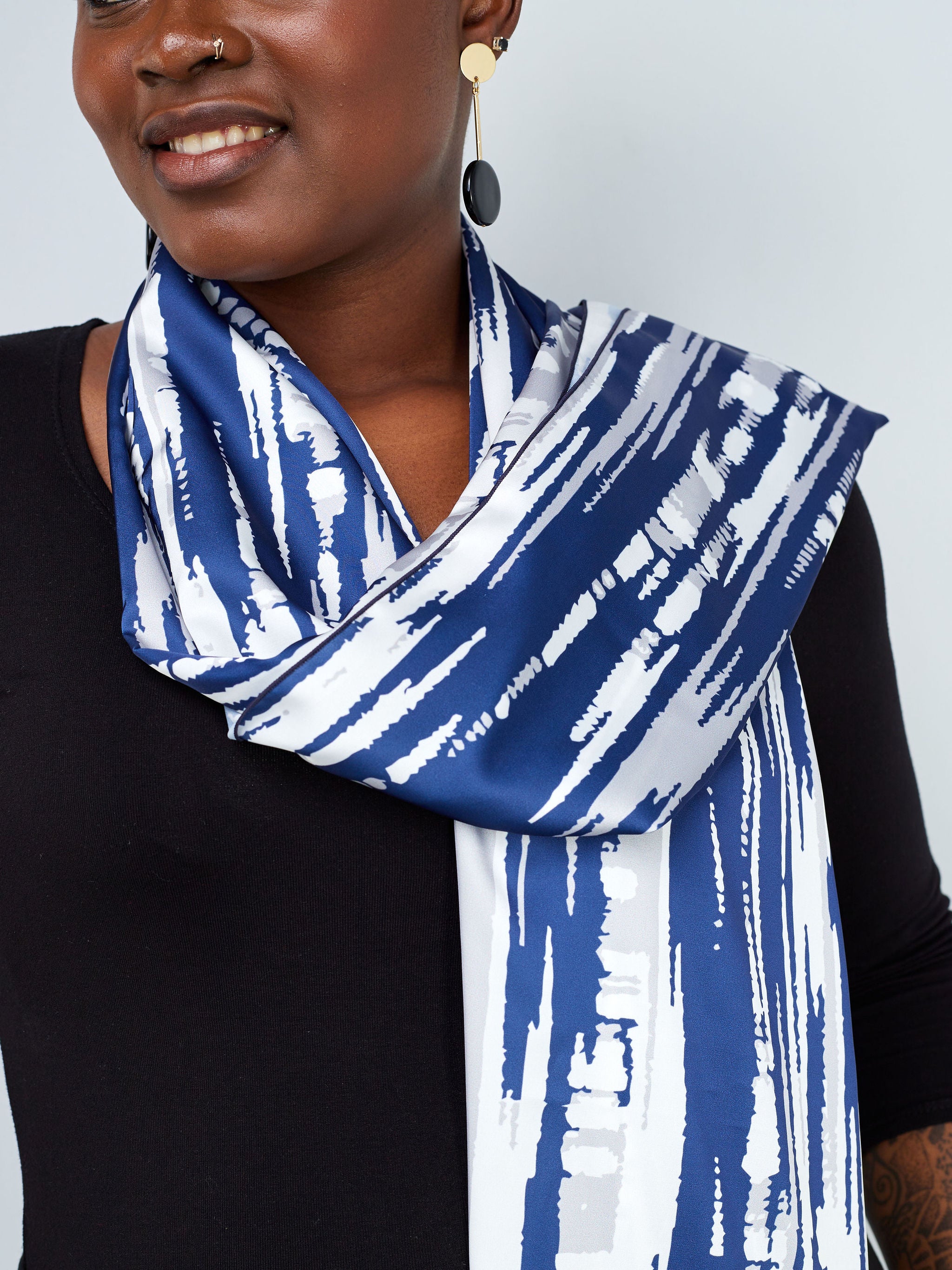 Vivo Basic Satin Scarf - Navy / Grey Abstract Print