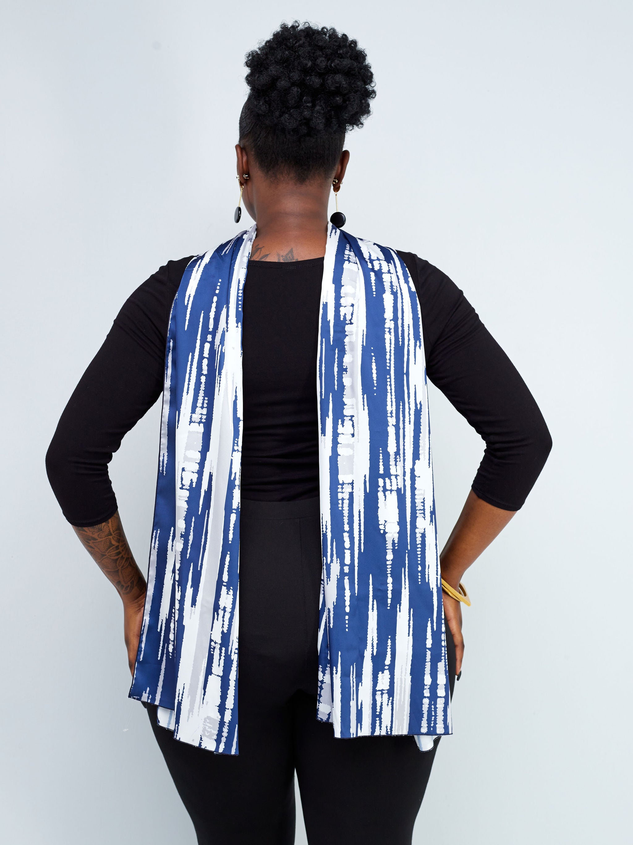 Vivo Basic Satin Scarf - Navy / Grey Abstract Print