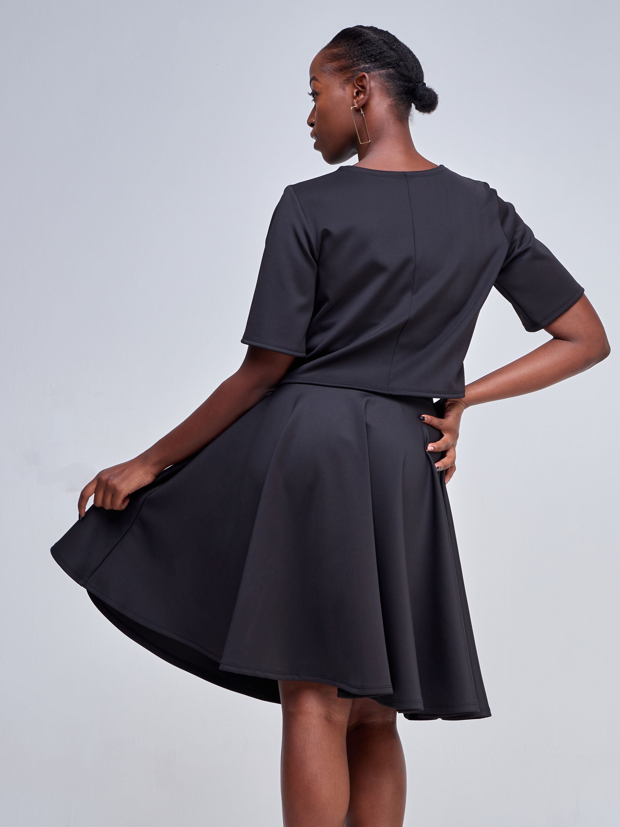 Vivo Tatili Short Sleeve Crop Top - Black