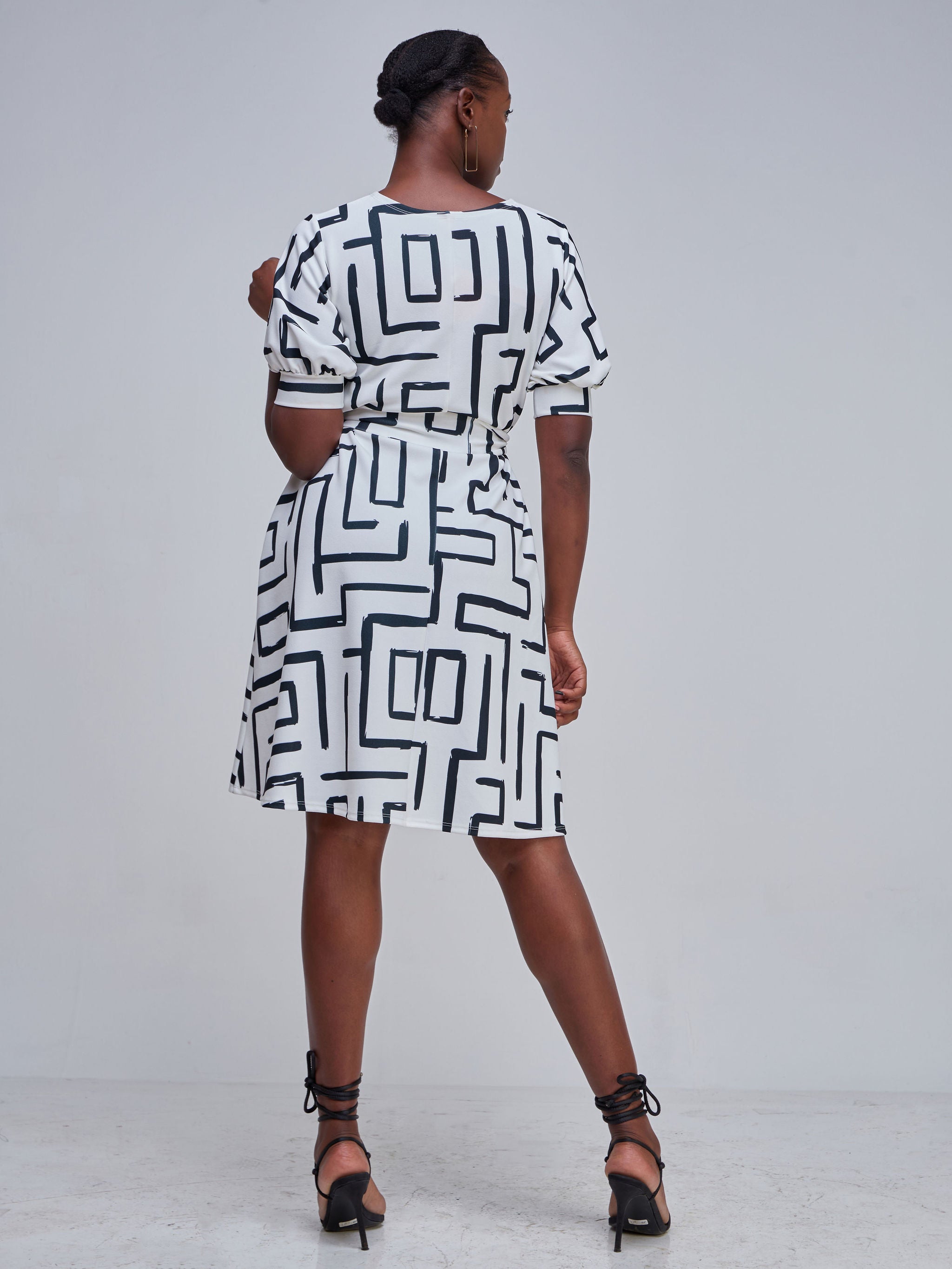 Vivo Imara Puff Sleeve Tent Dress - White / Black Abstract Print