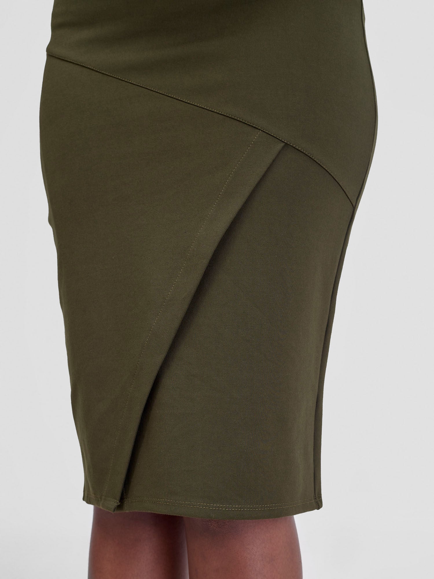 Vivo Tande Front Slit Skirt - Hunters