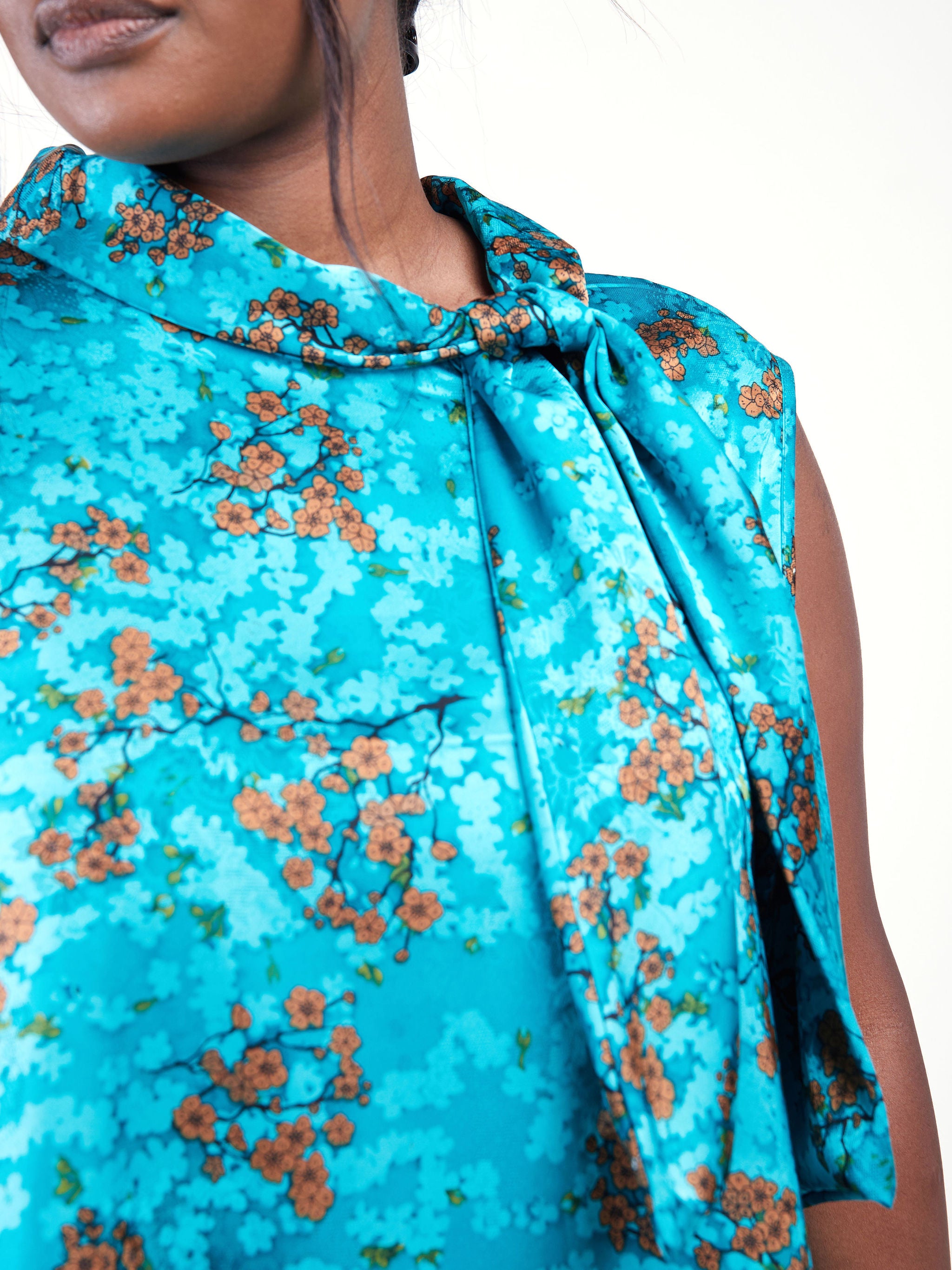 Vivo Bissa High Low Sleeveless Top - Sea Green / Brown Floral Print