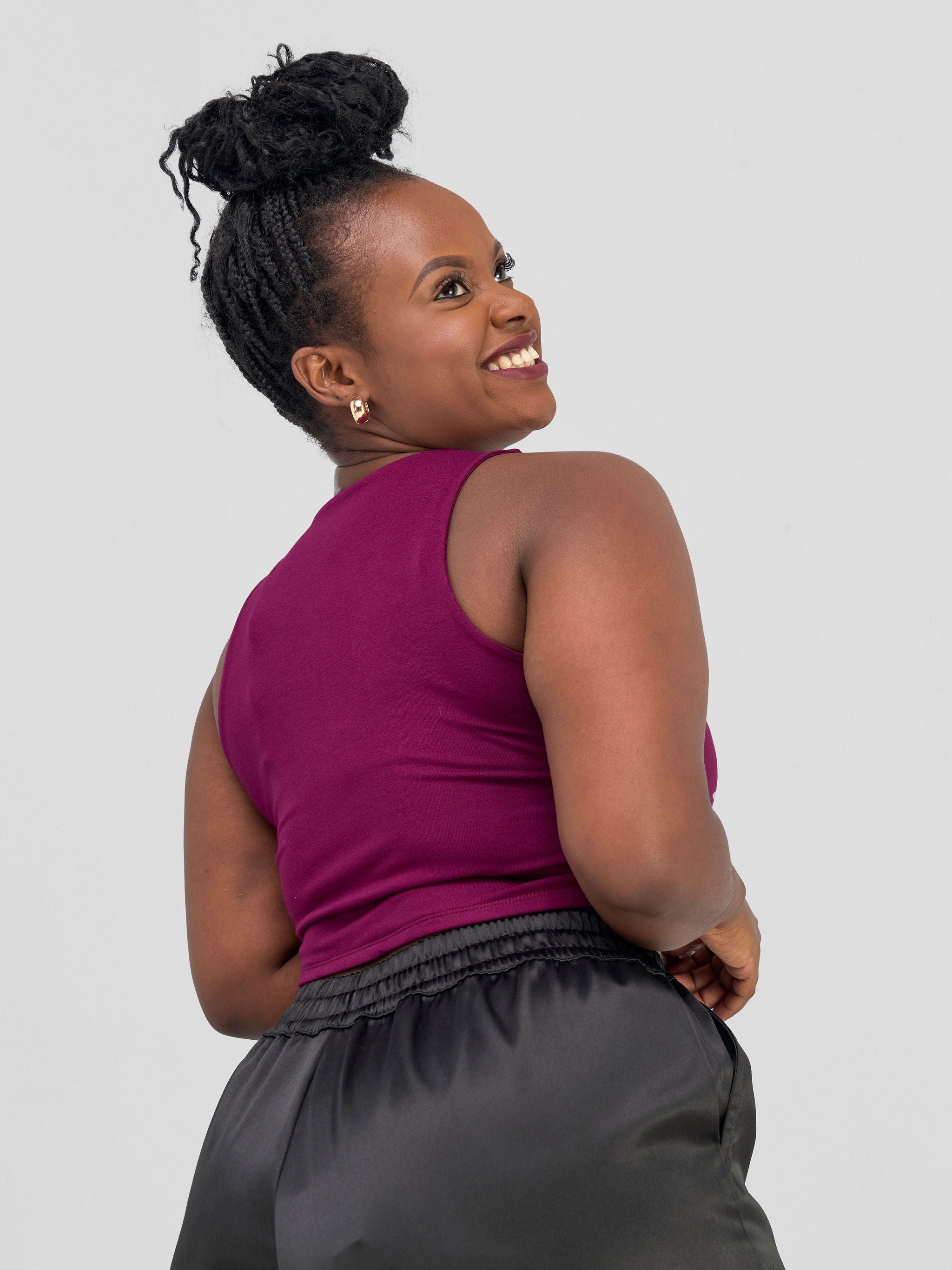 Zoya Basic Racer Back Crop Top - Burgundy