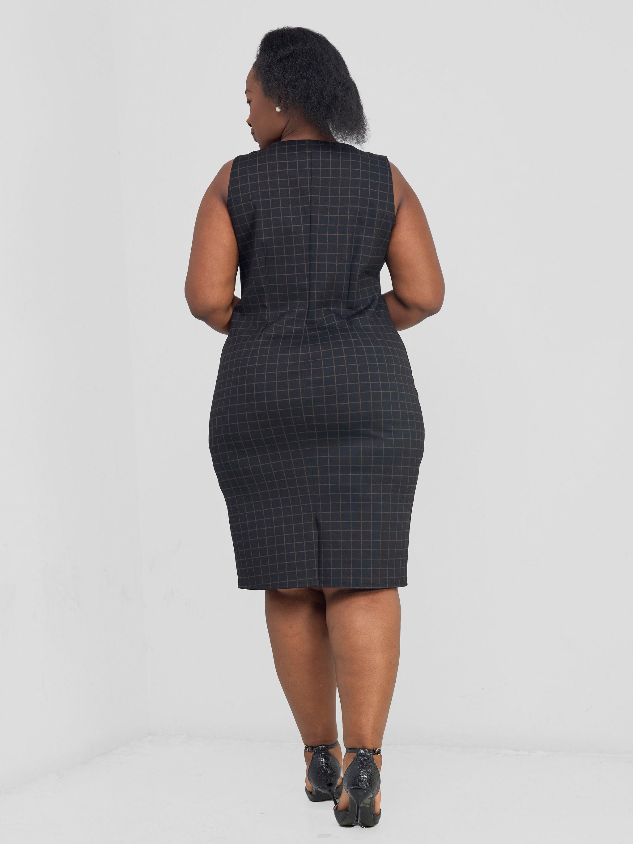 Vivo Paji Boat Neck Sheath Dress - Taupe Checkered Print