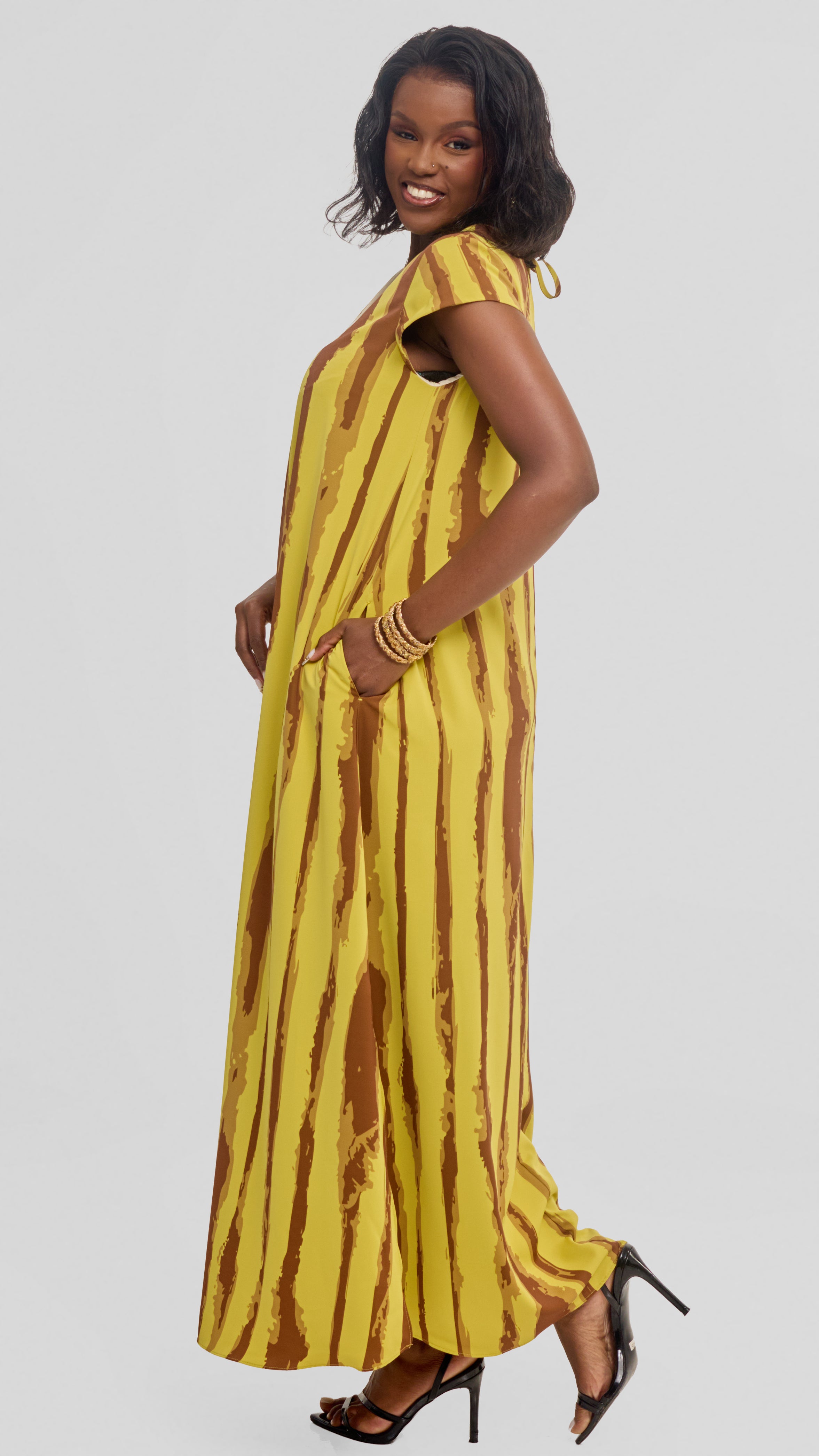 Vivo Kani Cap Sleeve Maxi Dress in Textured Crepe - Olive / Brown Tamasha Print