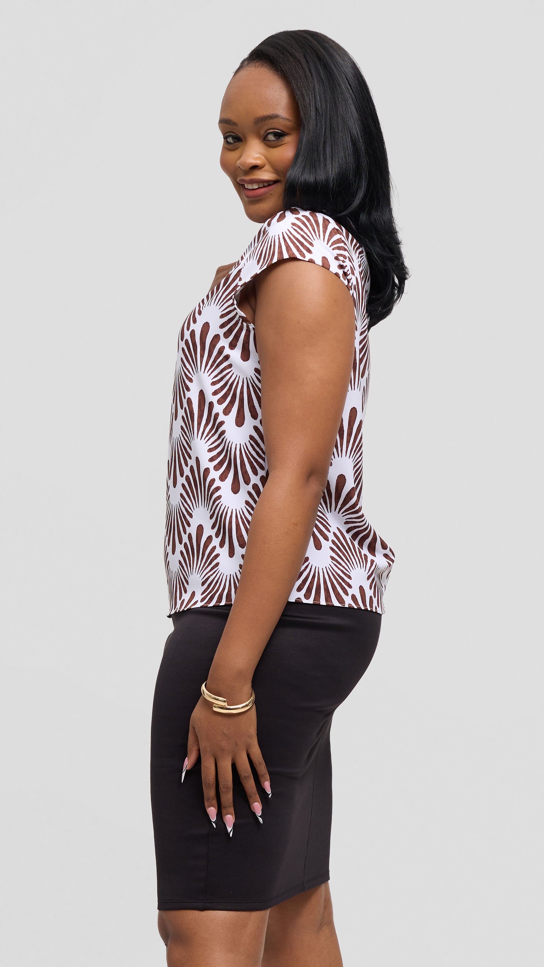 Vivo Basic Cap Sleeve Top in Crepe - White / Dark Chocolate Witu Print