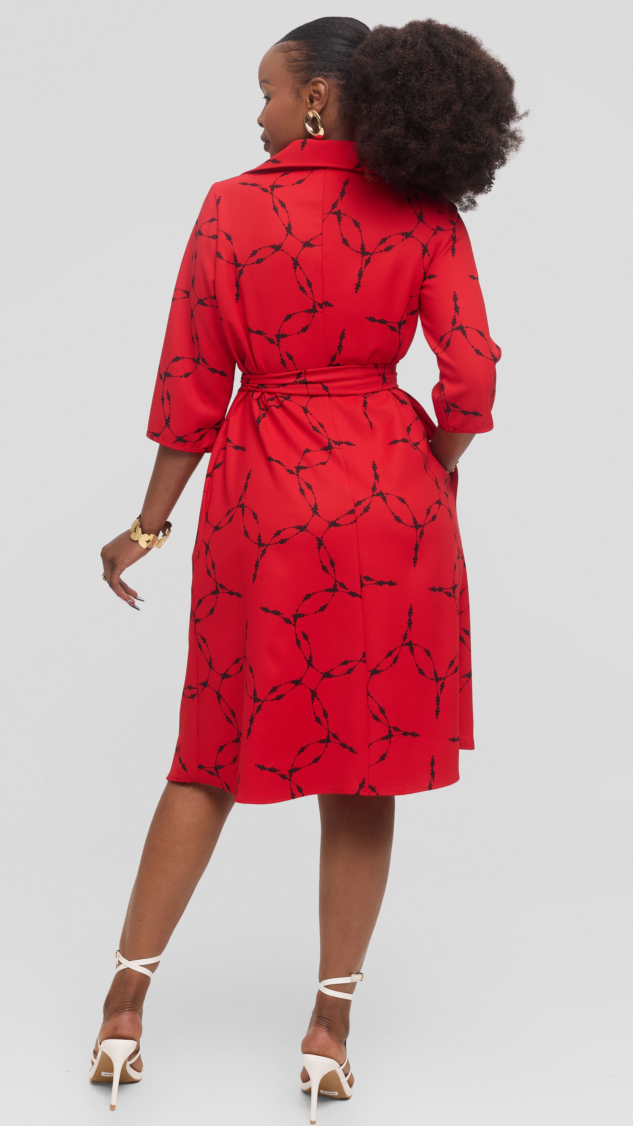 Vivo Zuri 3/4 Sleeve Knee Length Dress in Crepe - Red / Black Shina Print