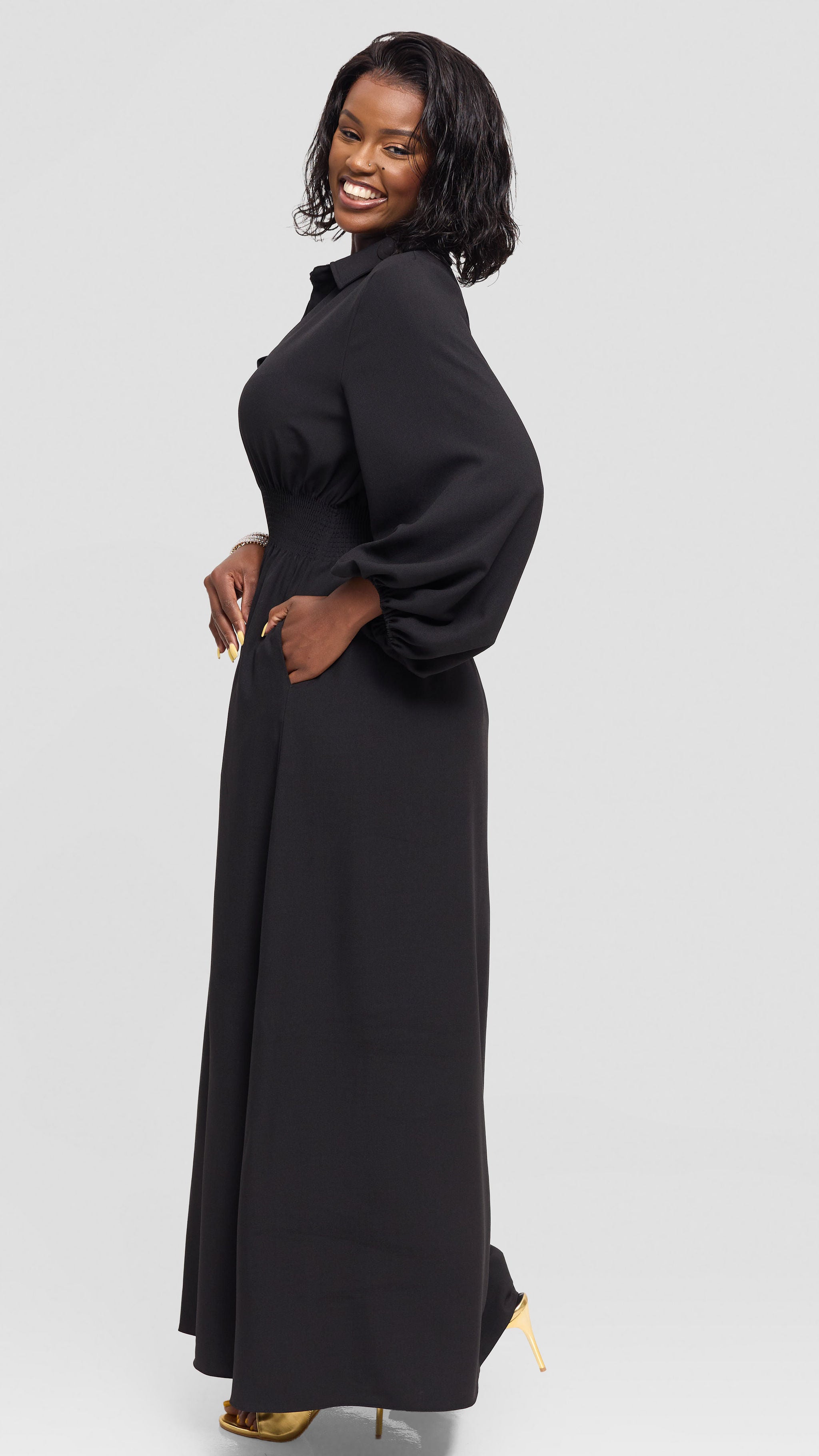 Vivo Bishop Sleeve Shirred Maxi Dress in Crepe - Black