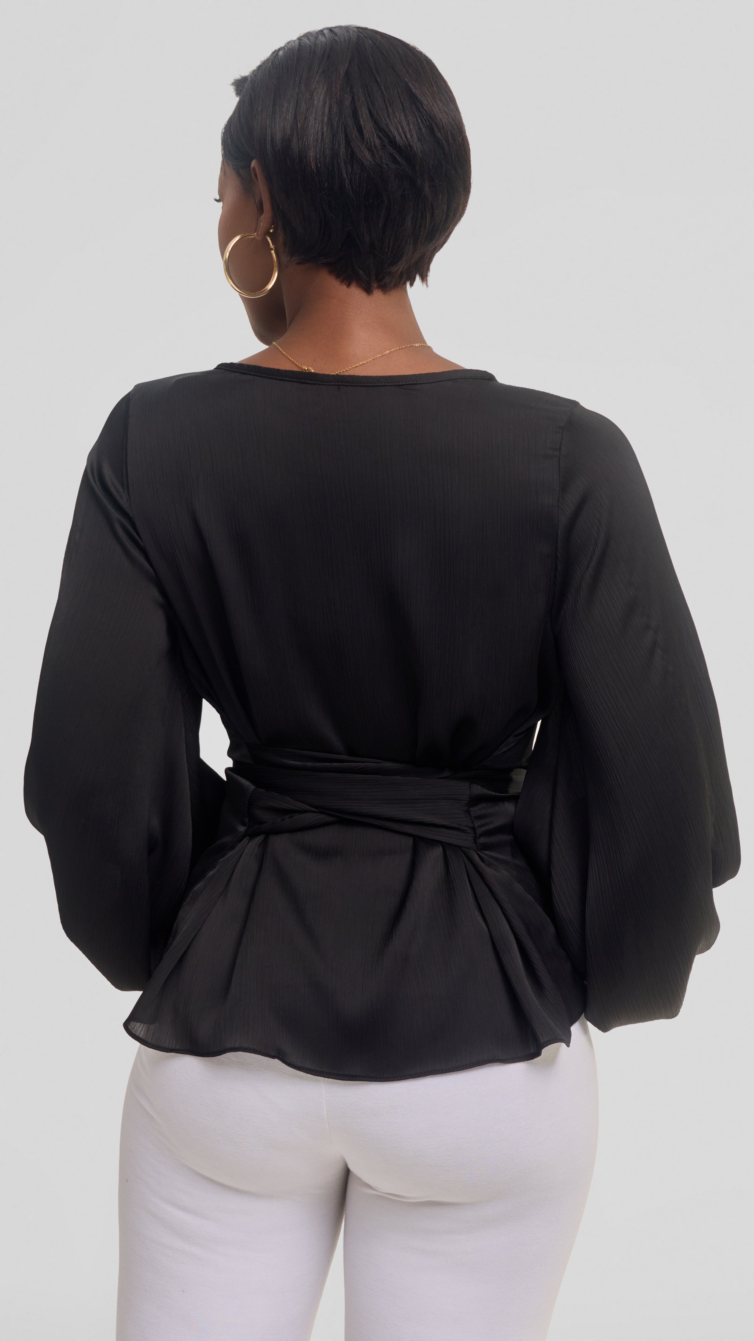 Vivo Izzy Bishop Sleeve Top in Textured Satin - Black