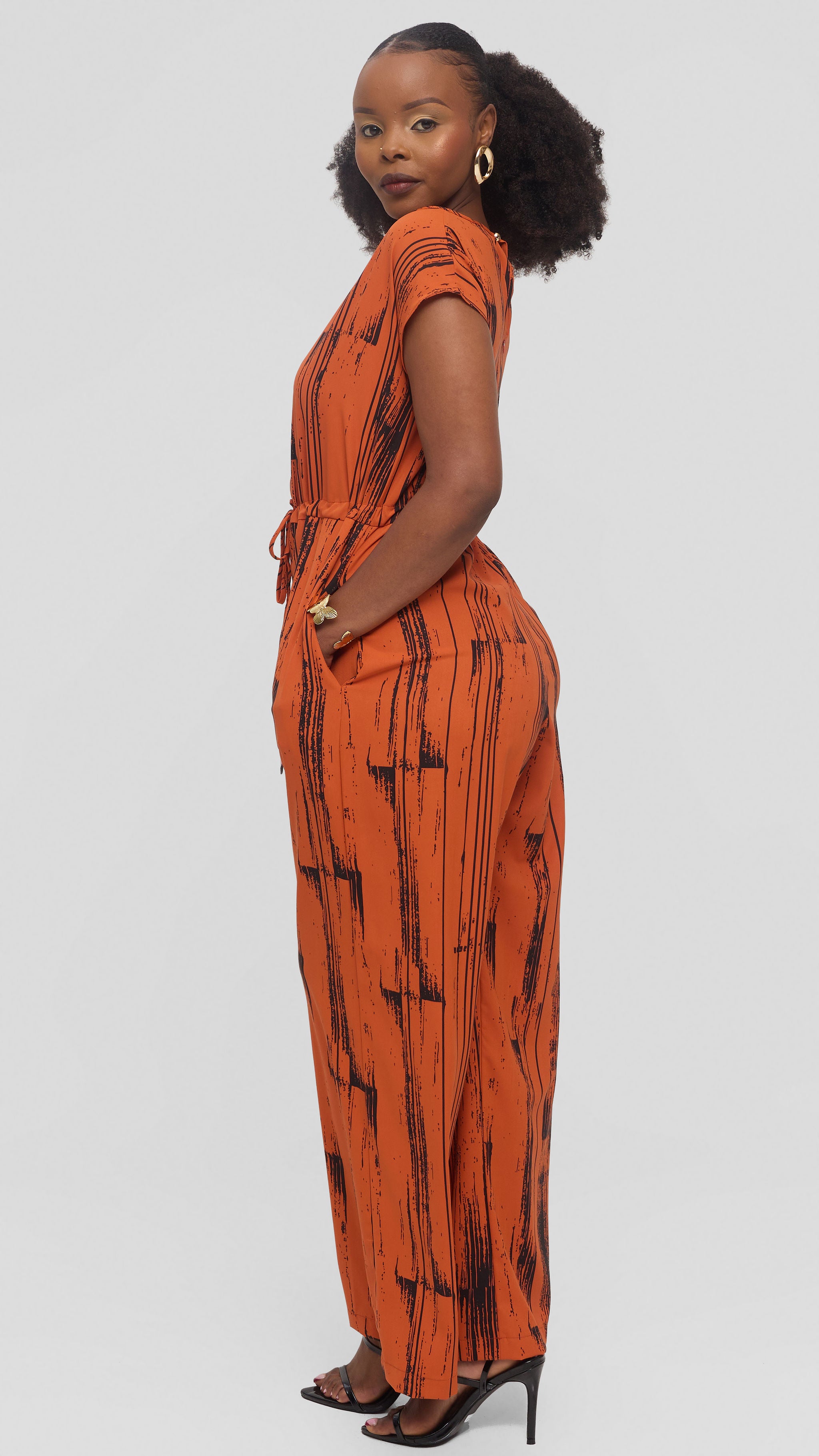 Vivo Sakari Drop Shoulder Jumpsuit in Crepe - Orange / Black Siolo Print