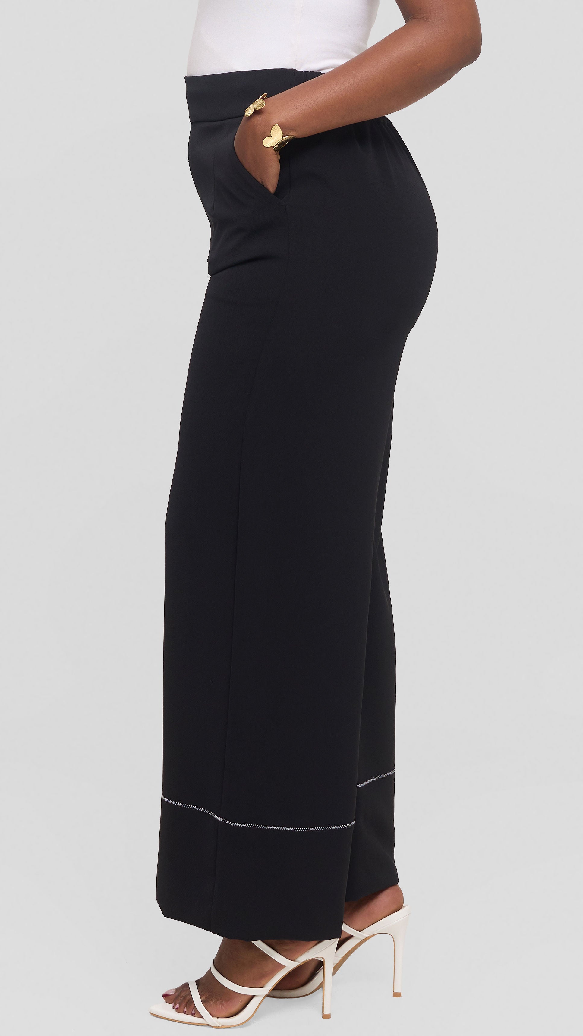 Vivo Contrast Stitch Wide Leg Pants in Twill - Black