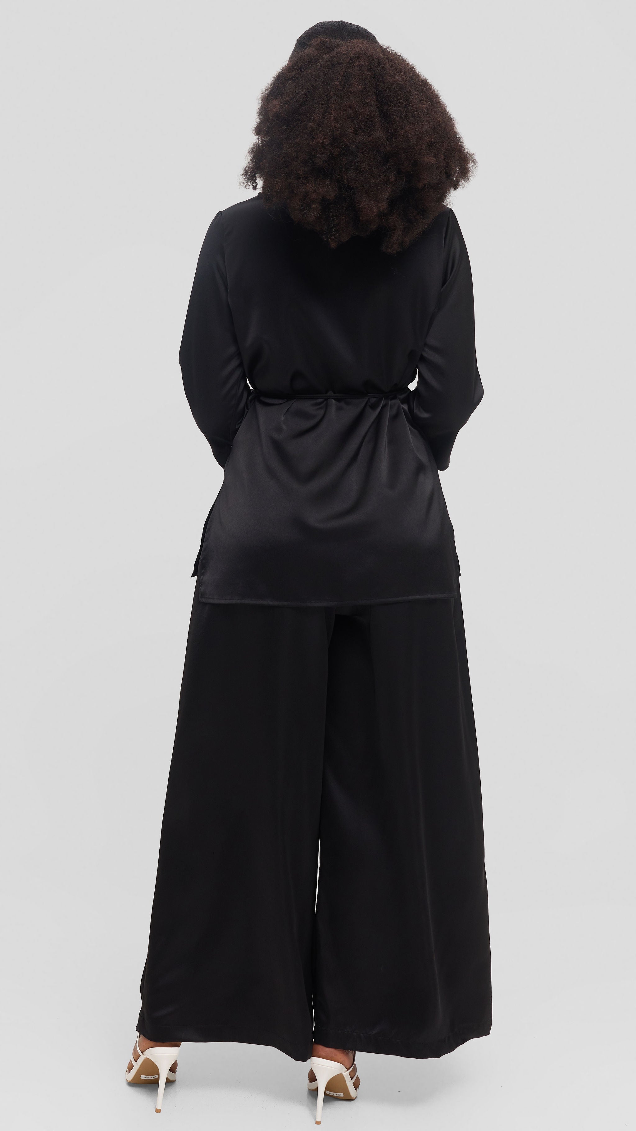 Vivo Gathered Waist Pants in Satin - Black