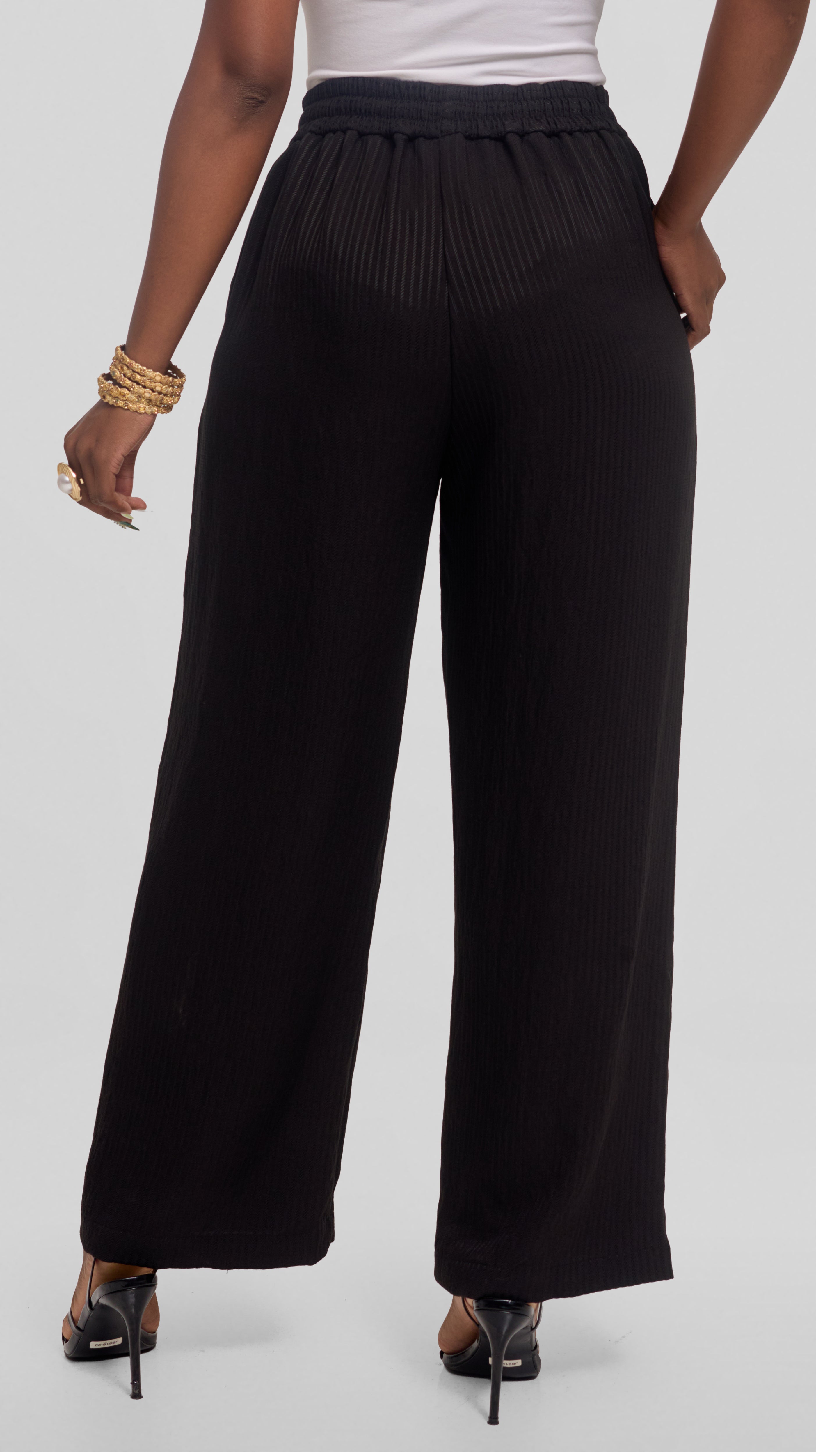 Vivo Drawstring Wide Leg Pants in Crepe - Black