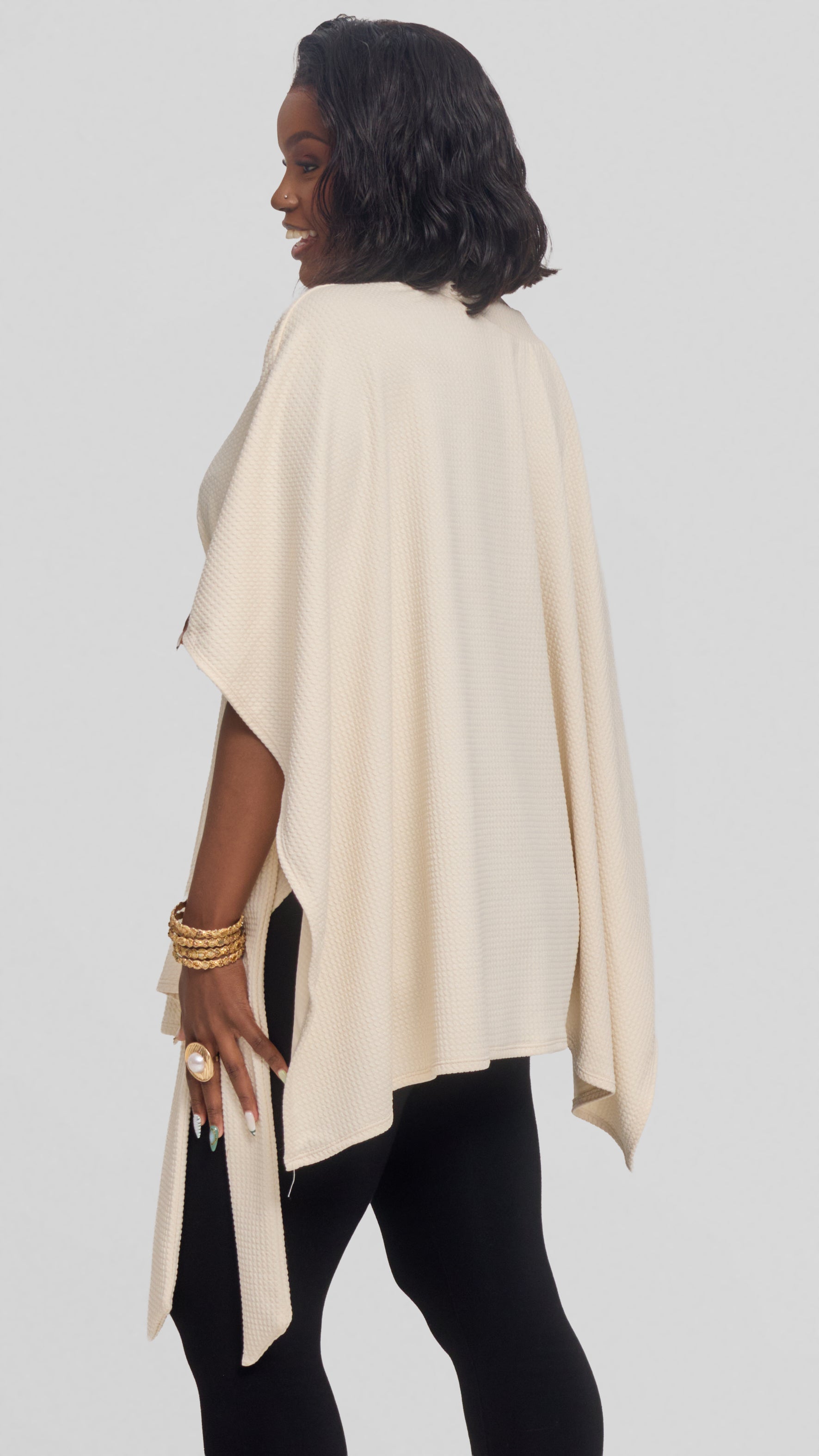 Vivo Cape Poncho in Stretch Rib - Off White