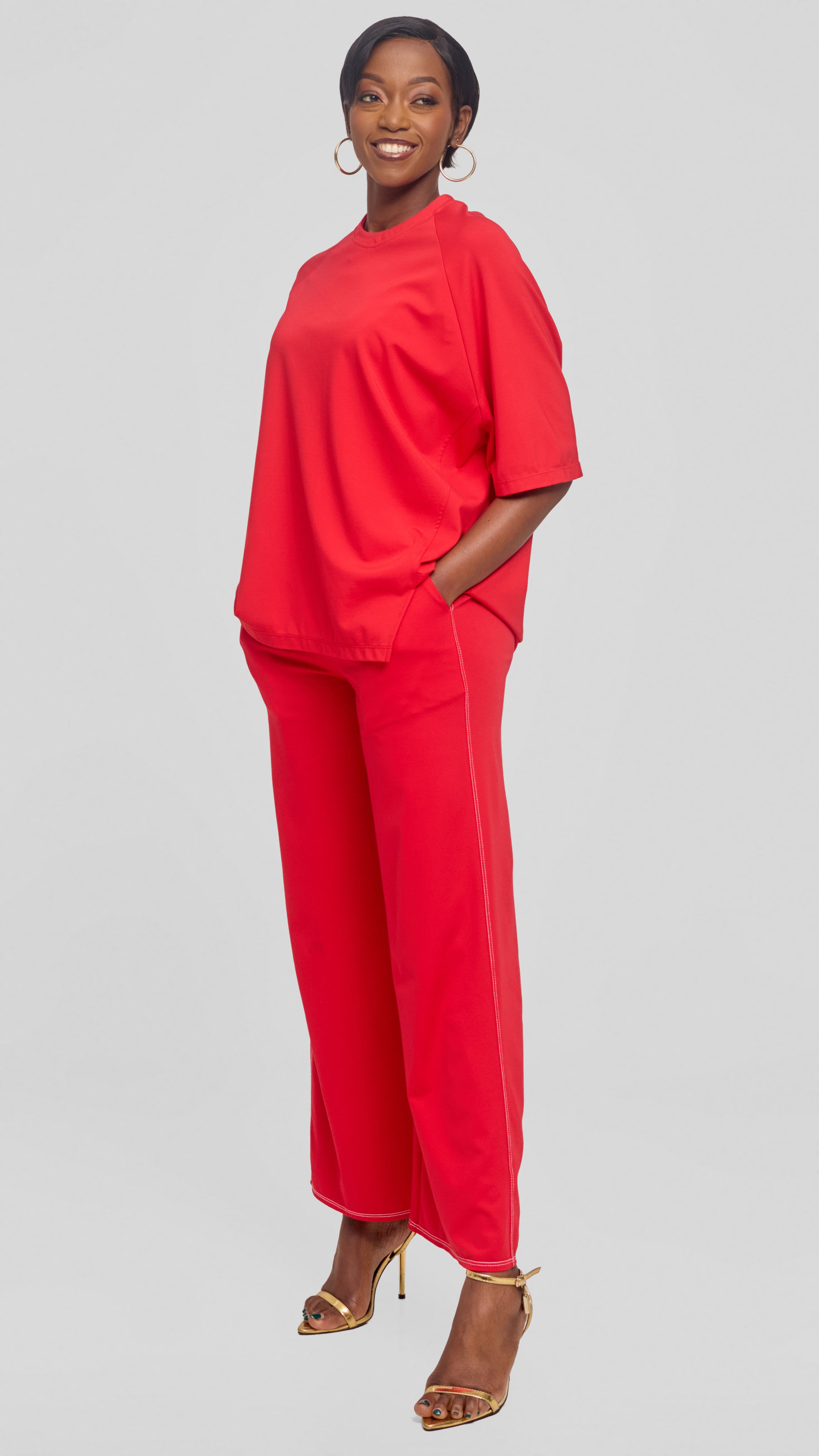 Vivo Contrast Stitch Raglan Sleeve Top in Ponte - Red