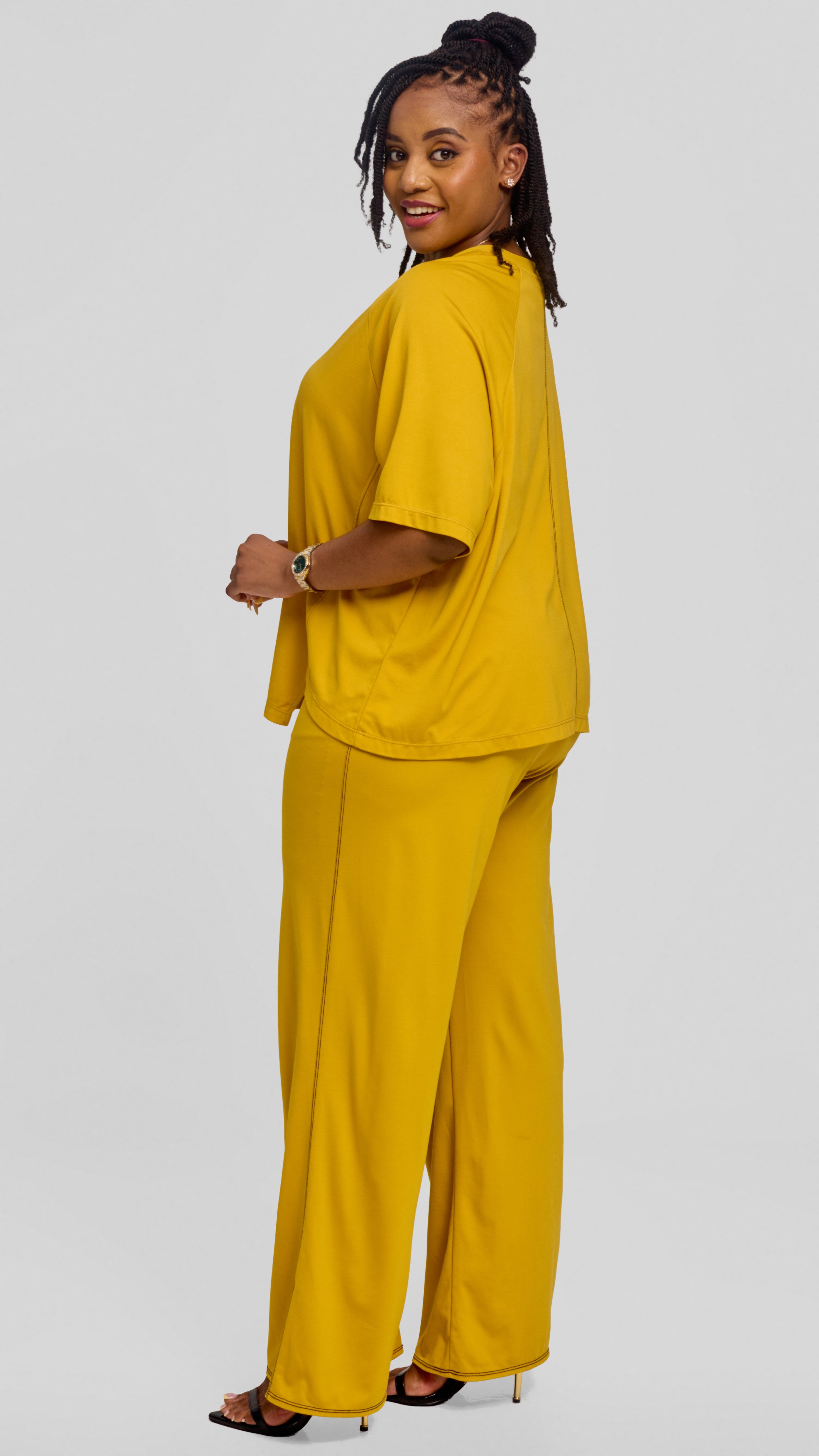 Vivo Contrast Stitch Raglan Sleeve Top in Ponte - Mustard