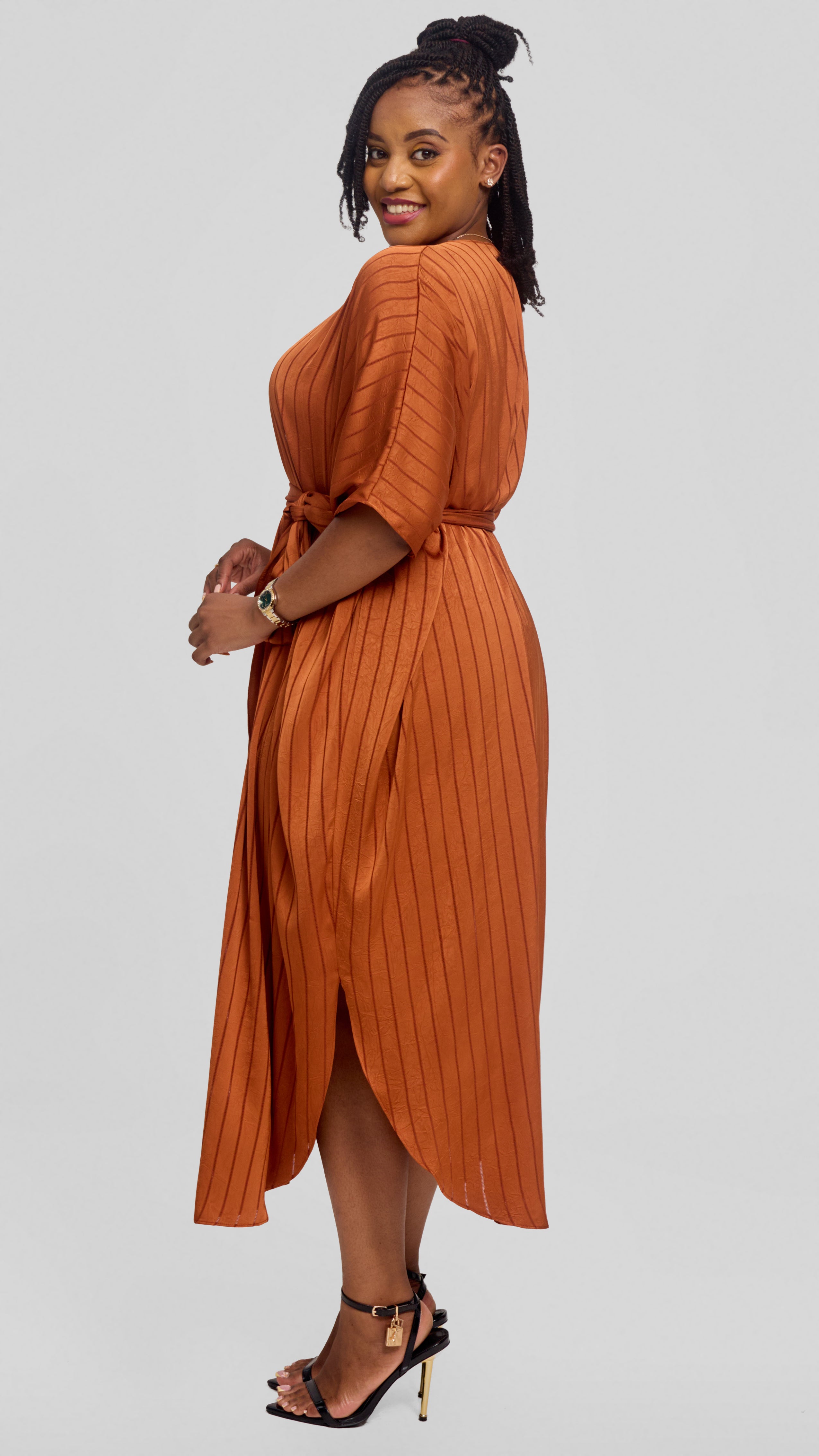 Vivo Scalloped Kimono in Stripped Crepe - Rust