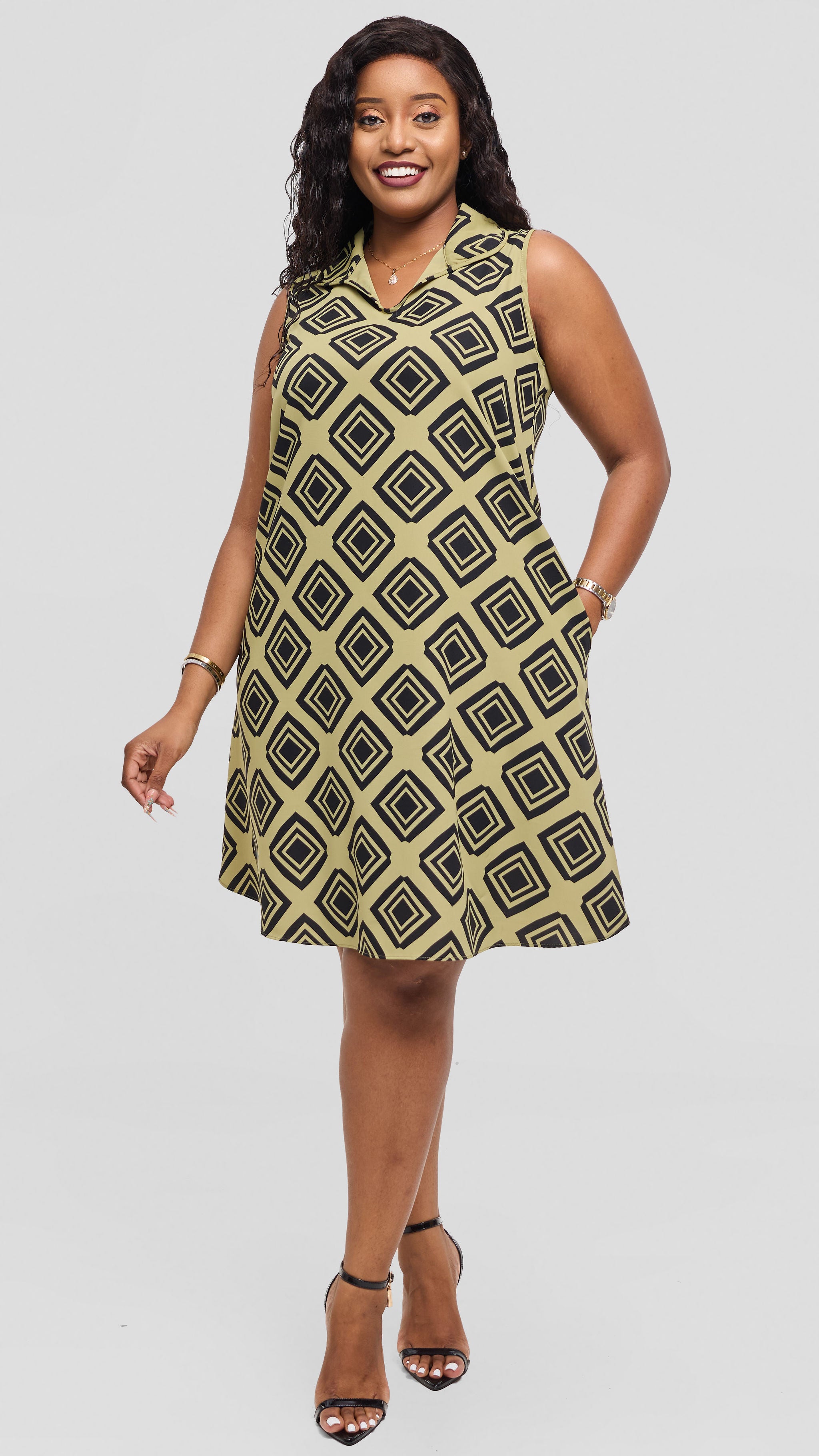 Vivo Asha Sleeveless Knee Length Dress In Crepe - Olive Green / Black