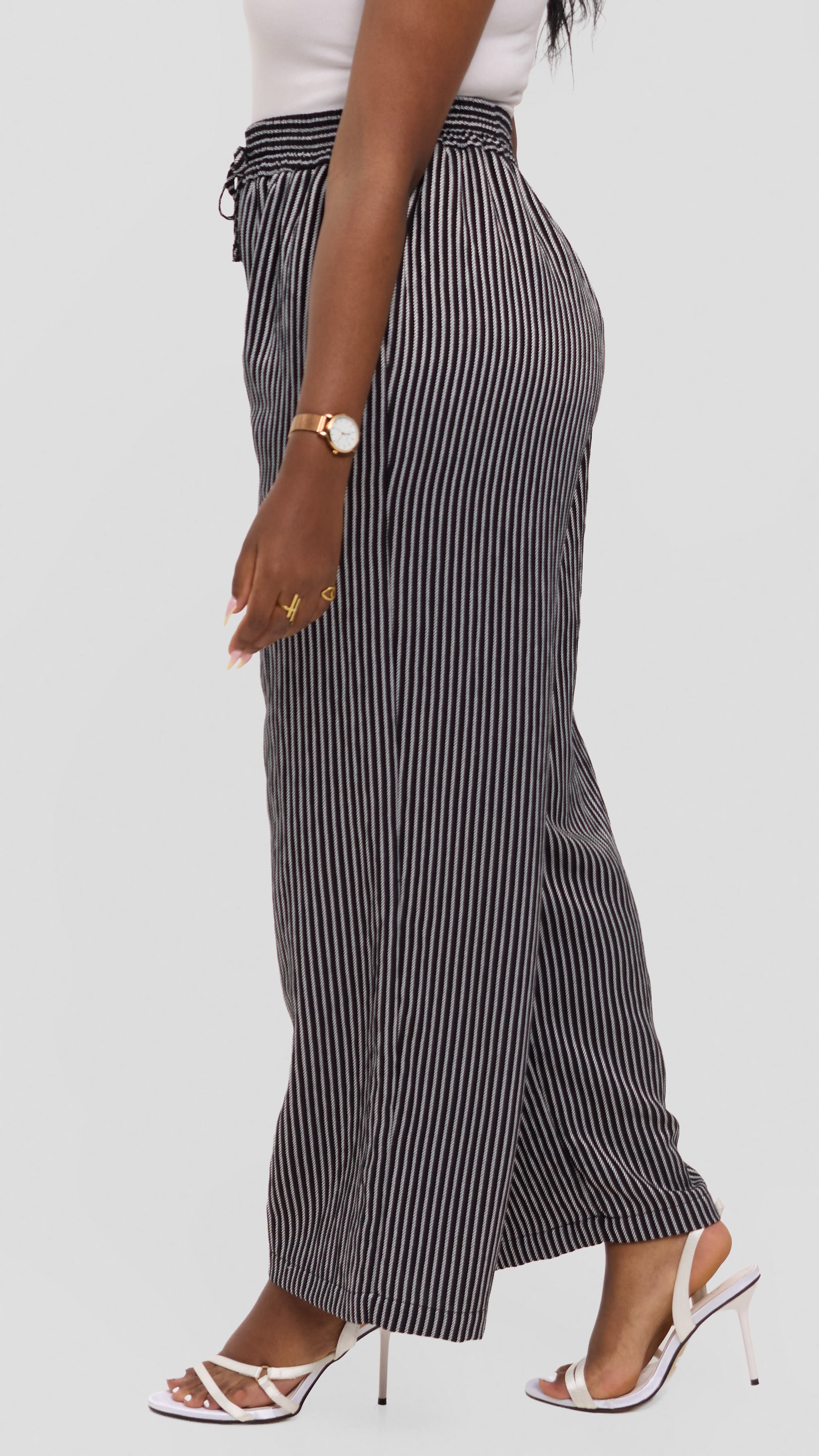 Vivo Drawstring Wide Leg Pants in Crepe - Black / White Stripes