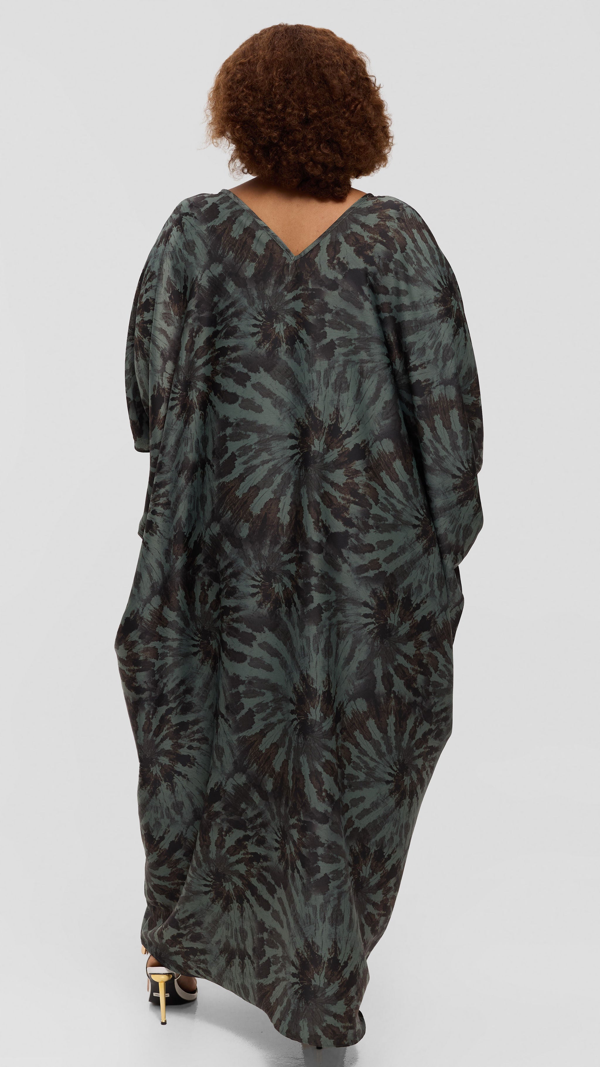 Vivo Keza V-Neck Maxi Kaftan in Satin - Mint Green / Brown Print