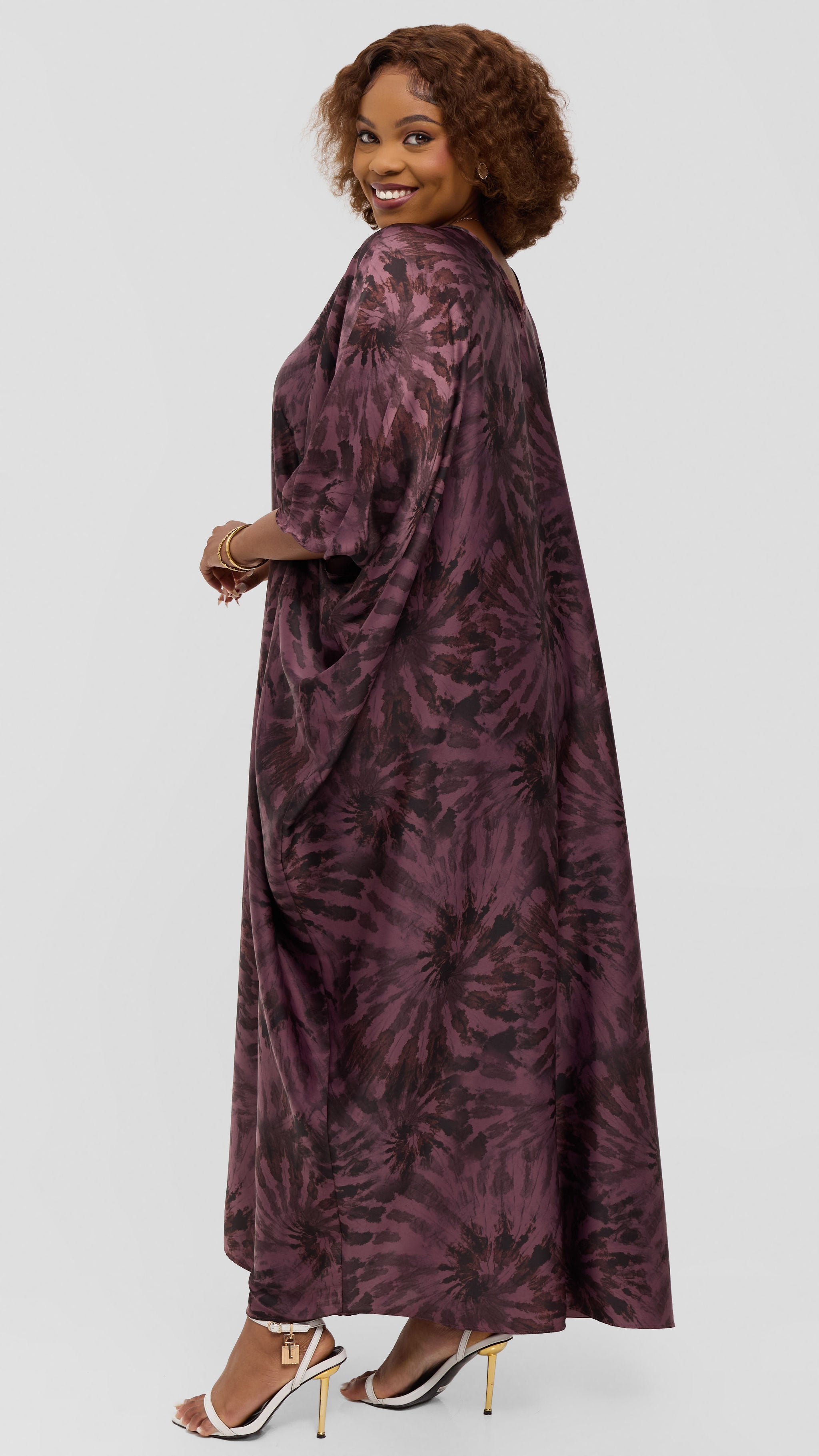 Vivo Keza V-Neck Maxi Kaftan in Satin - Rose Pink / Brown Print