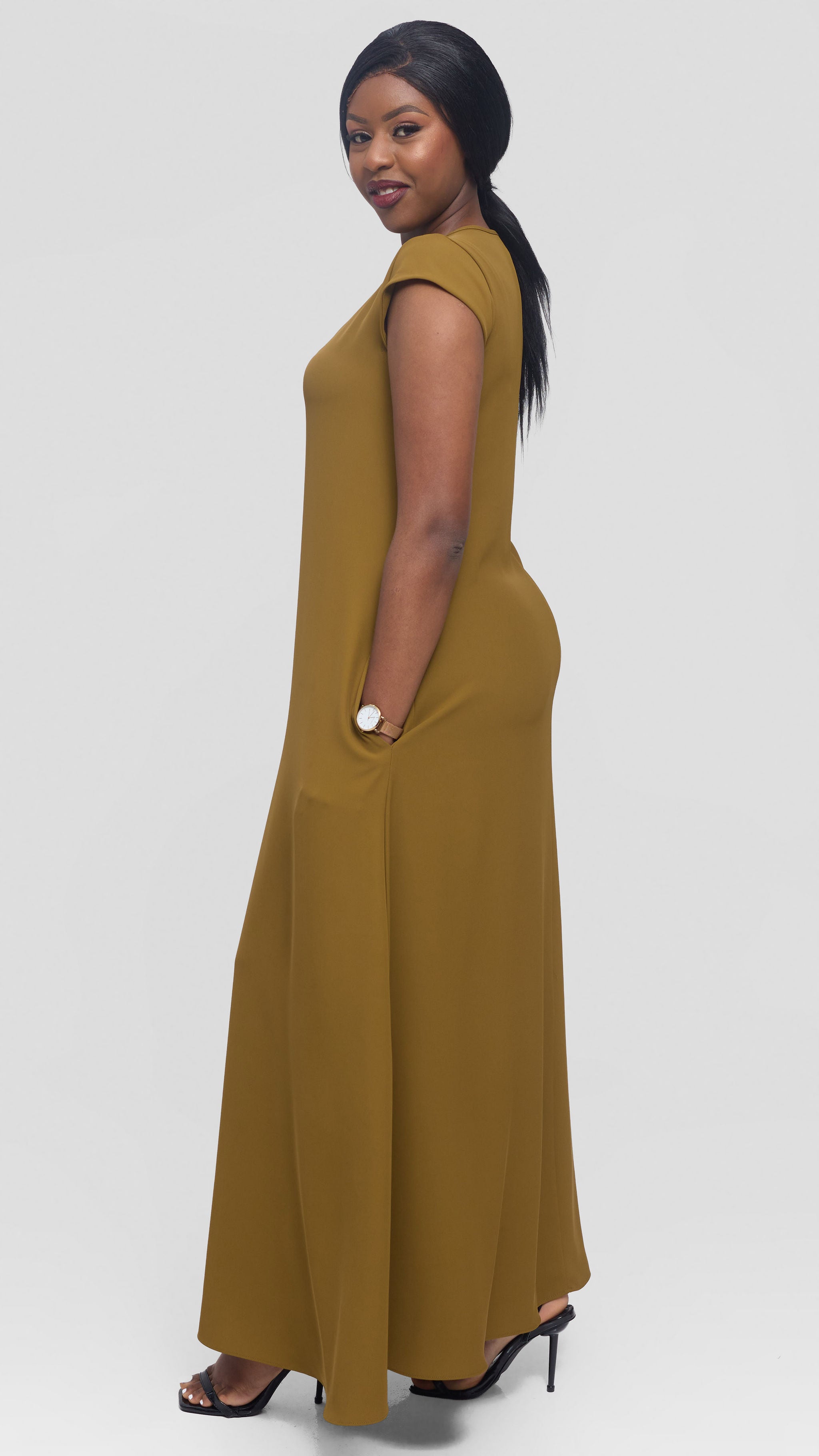 Vivo Zola V-Neck Maxi Dress in Crepe - Olive