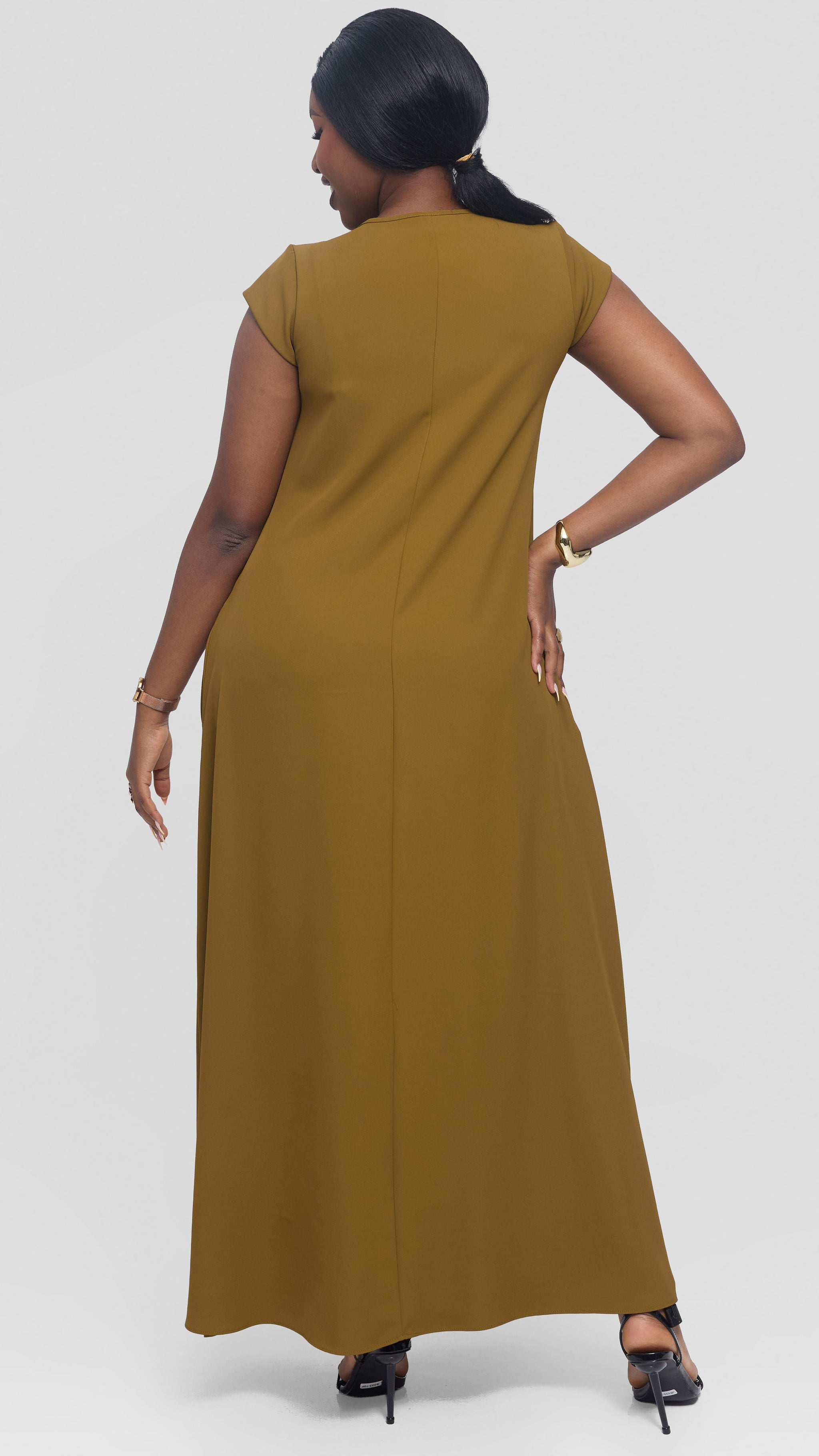 Vivo Zola V-Neck Maxi Dress in Crepe - Olive