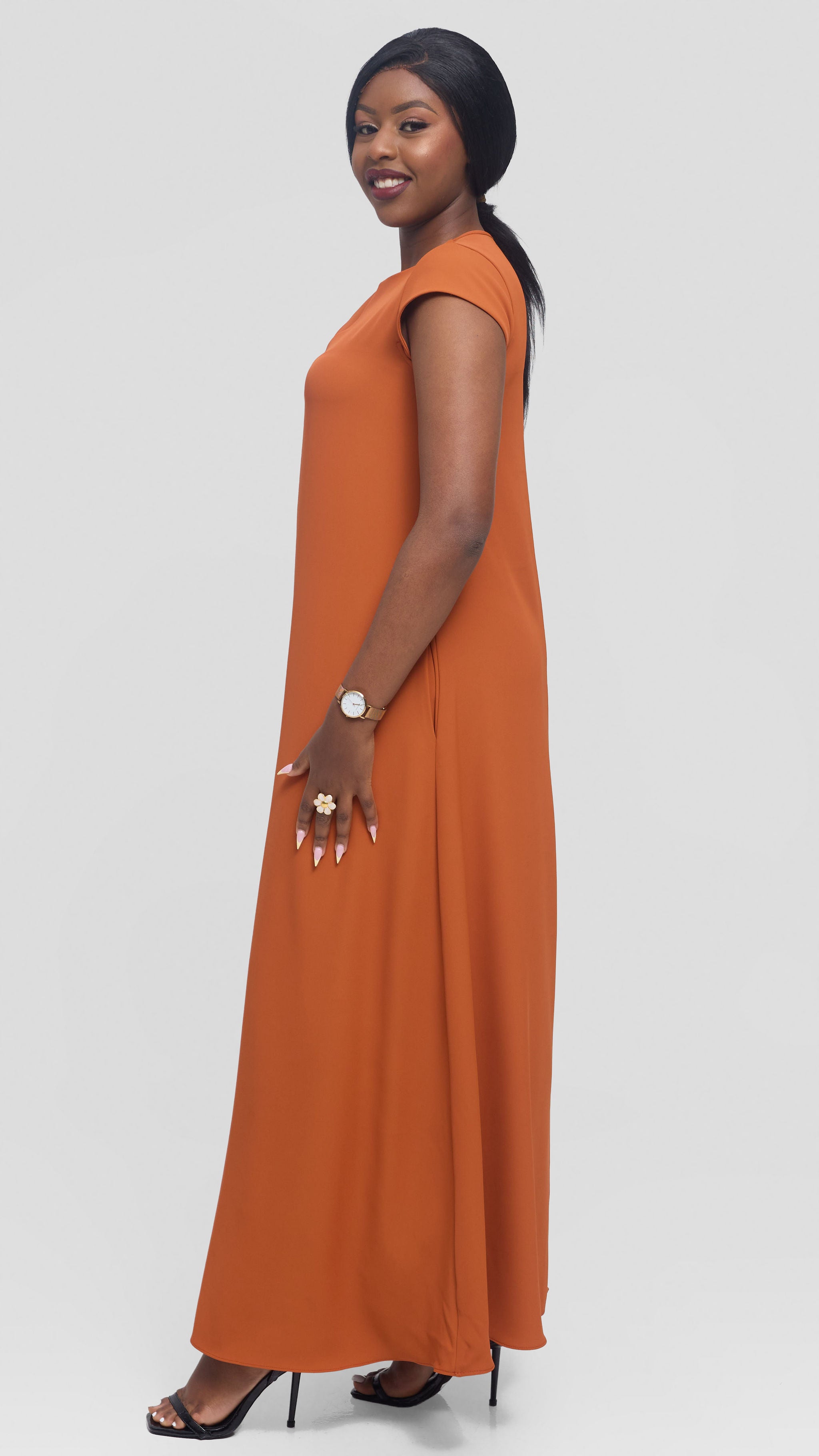 Vivo Zola V-Neck Maxi Dress in Crepe - Rust