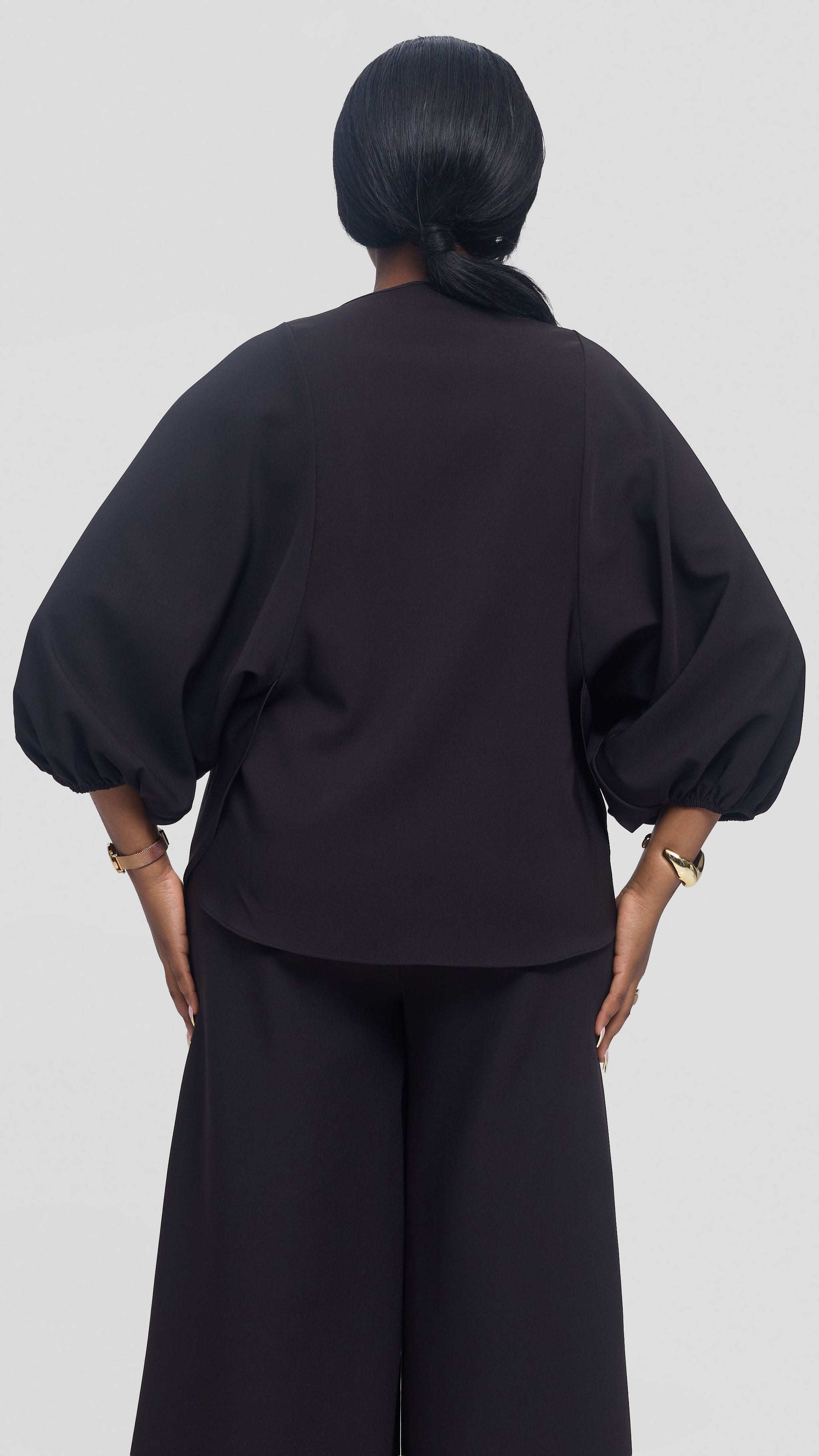 Vivo Dolman Top in Crepe - Black