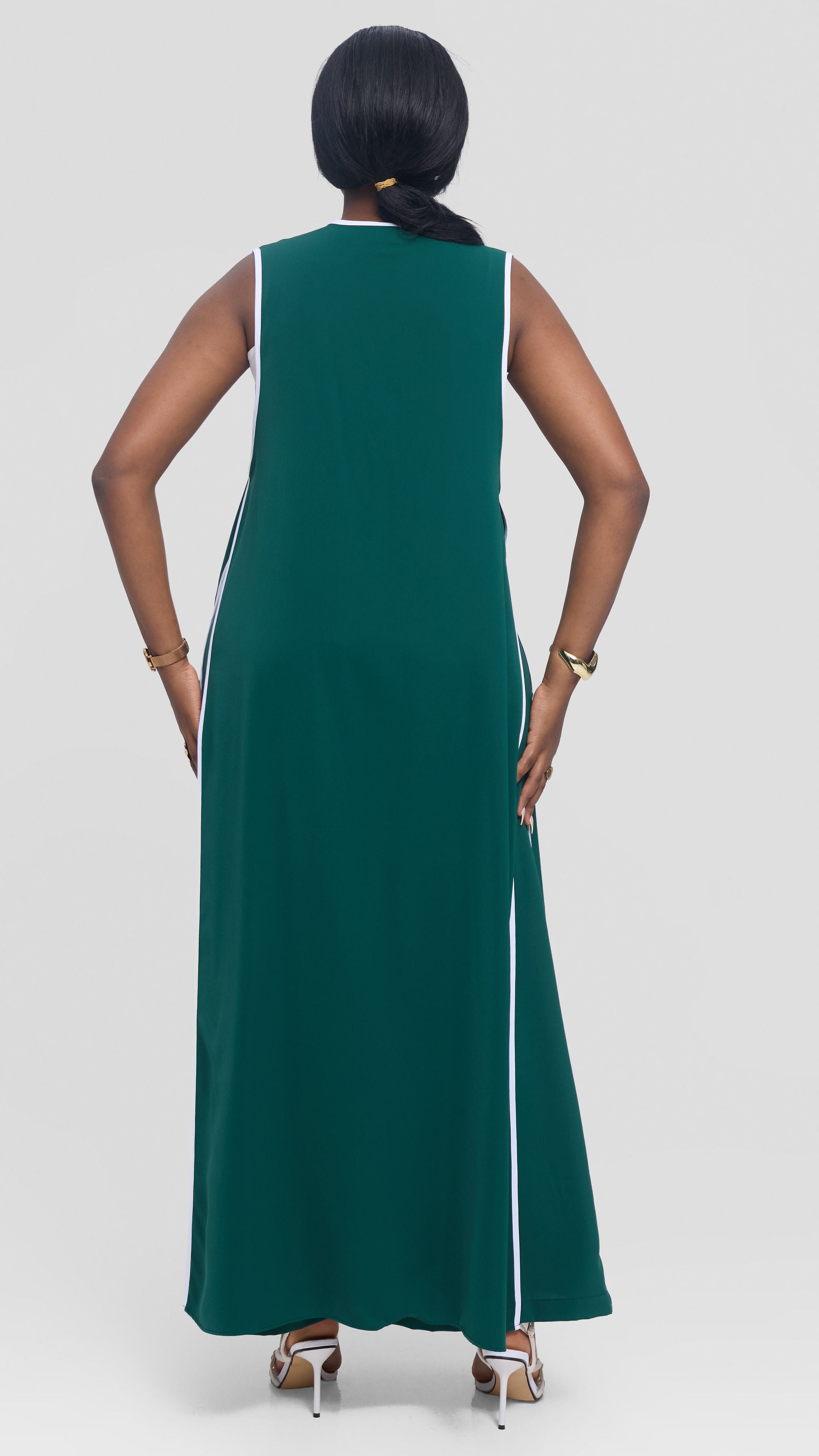 Vivo Nuru Sleeveless Maxi Kimono in Crepe - Emerald Green